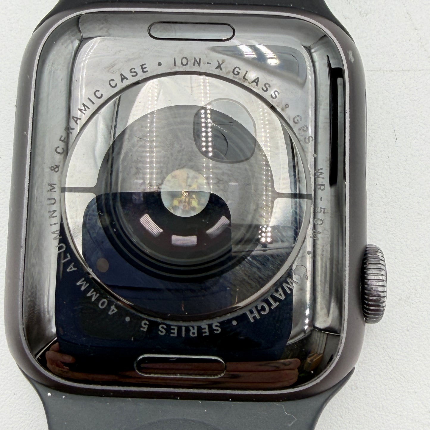 Apple Watch Series 5 GPS A2092 (2019) 40mm Space Gray Aluminum READ