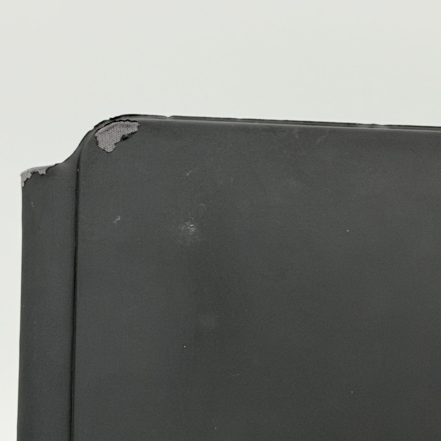 Used Apple A2261 Magic Keyboard for iPad Pro 11 4th Gen Black