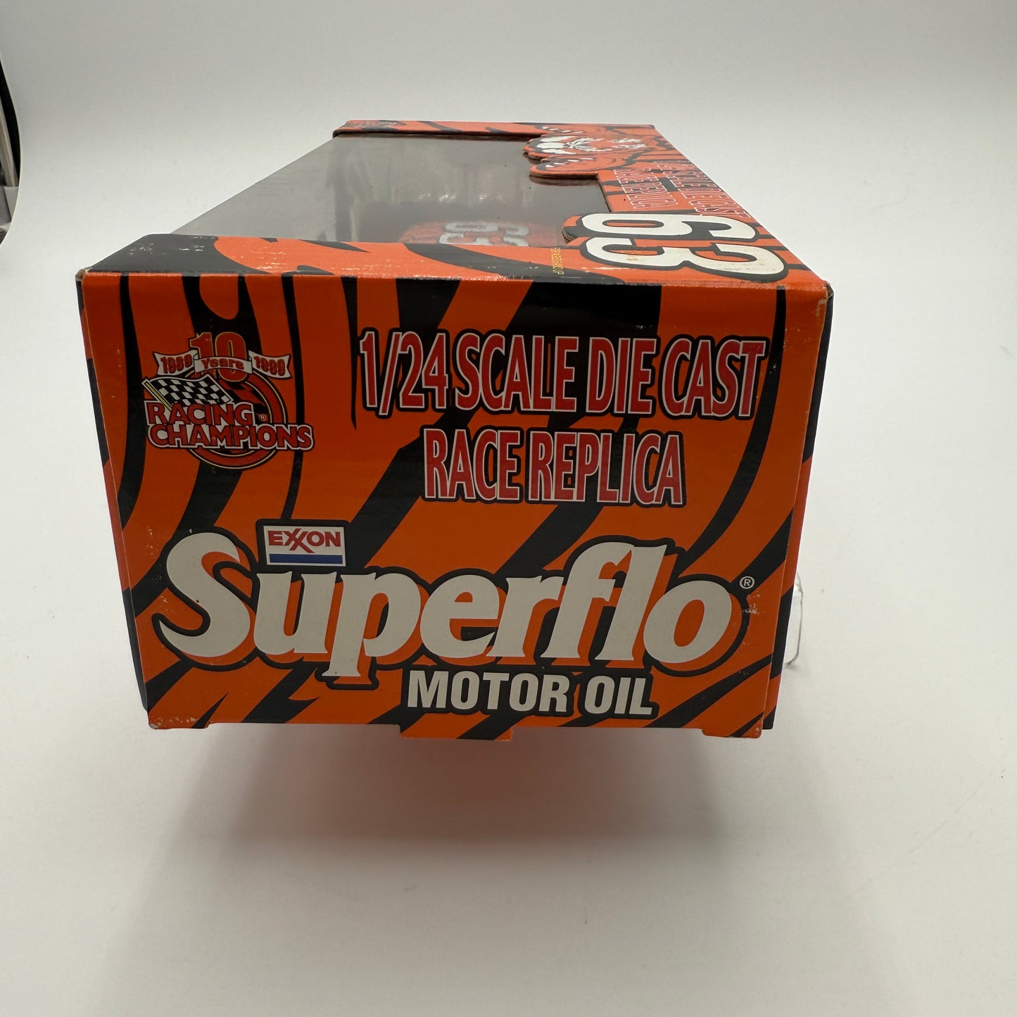 1/24 Mark Green Exxon Superflo 1999 Monte Carlo NASCAR Collectible Model