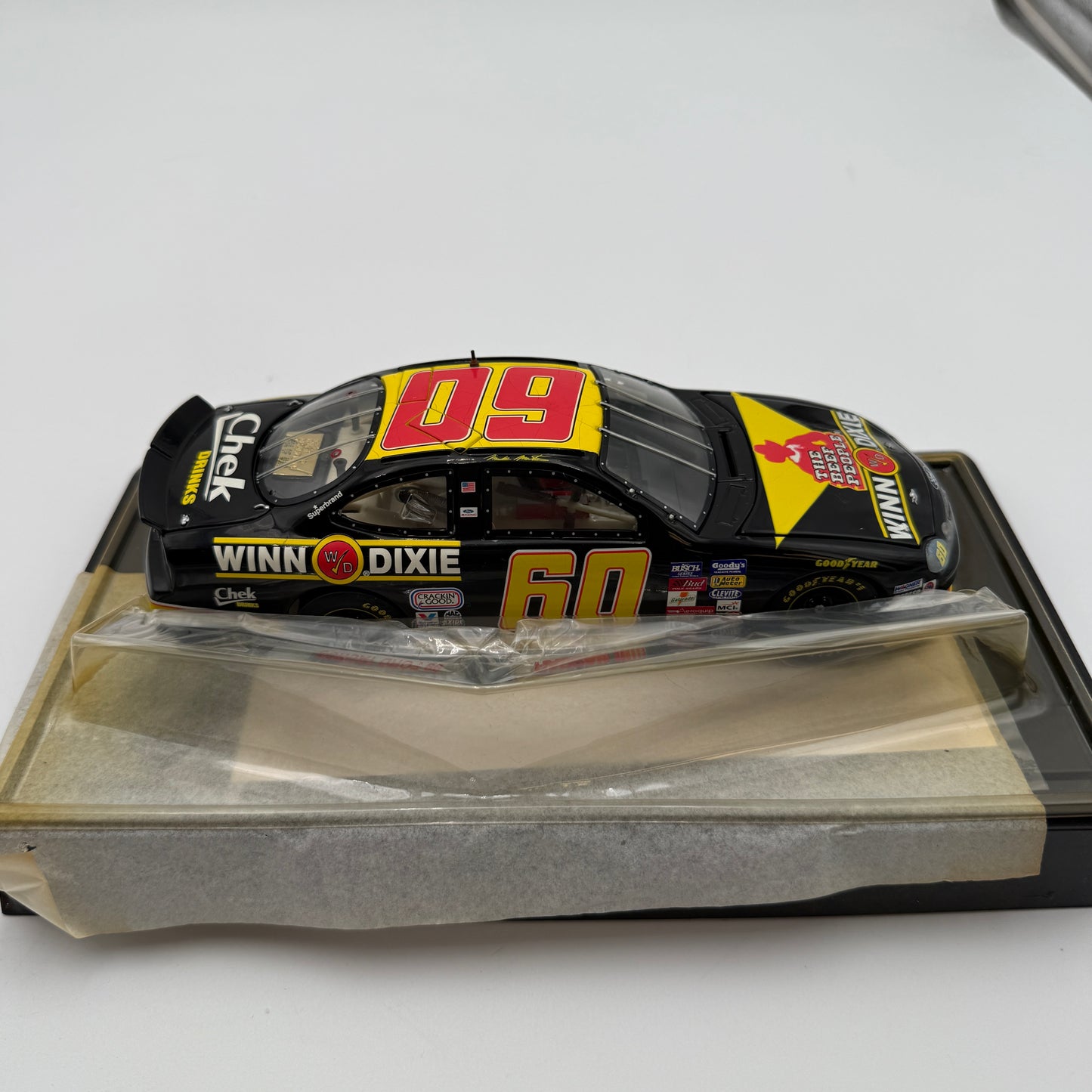 Action Racing 2000 Team Caliber MARK MARTIN #60 Winn Dixie Ford Diecast Nascar 1/24
