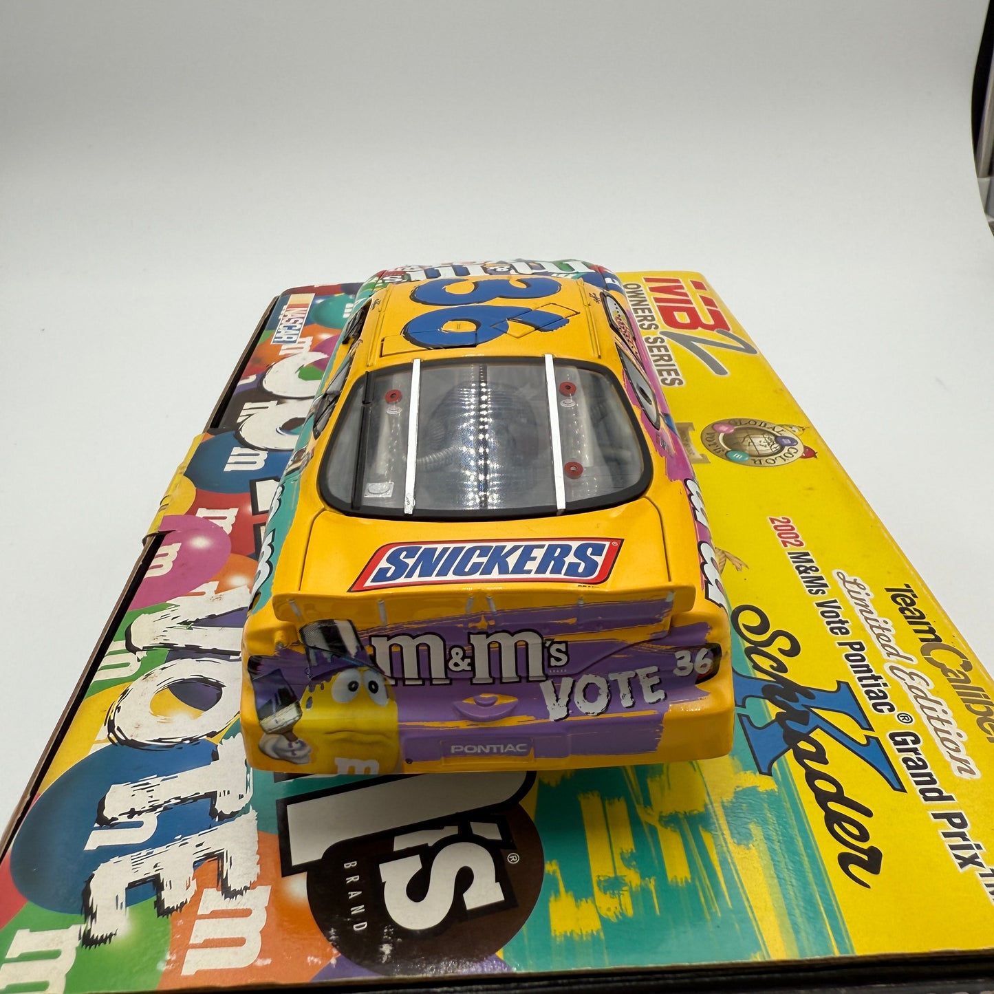 Action Racing 2002 Team Caliber Limited Edition M&Ms Pontiac Grand Prix K Schrader #36 1:24 Diecast Replica