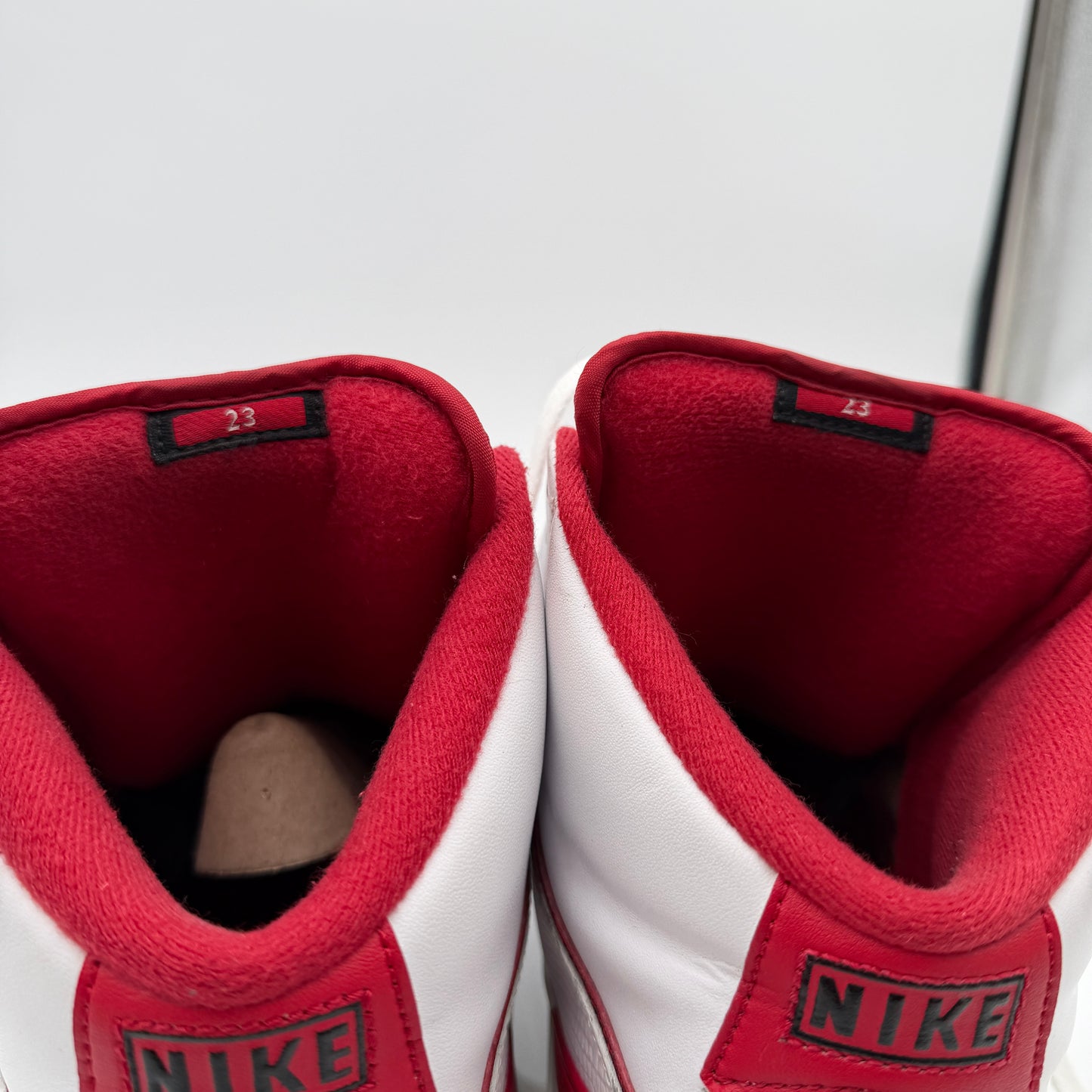 Air Jordan 2014 Nike Air Jordan 2 Retro Chicago Size 12 385475-102 Used
