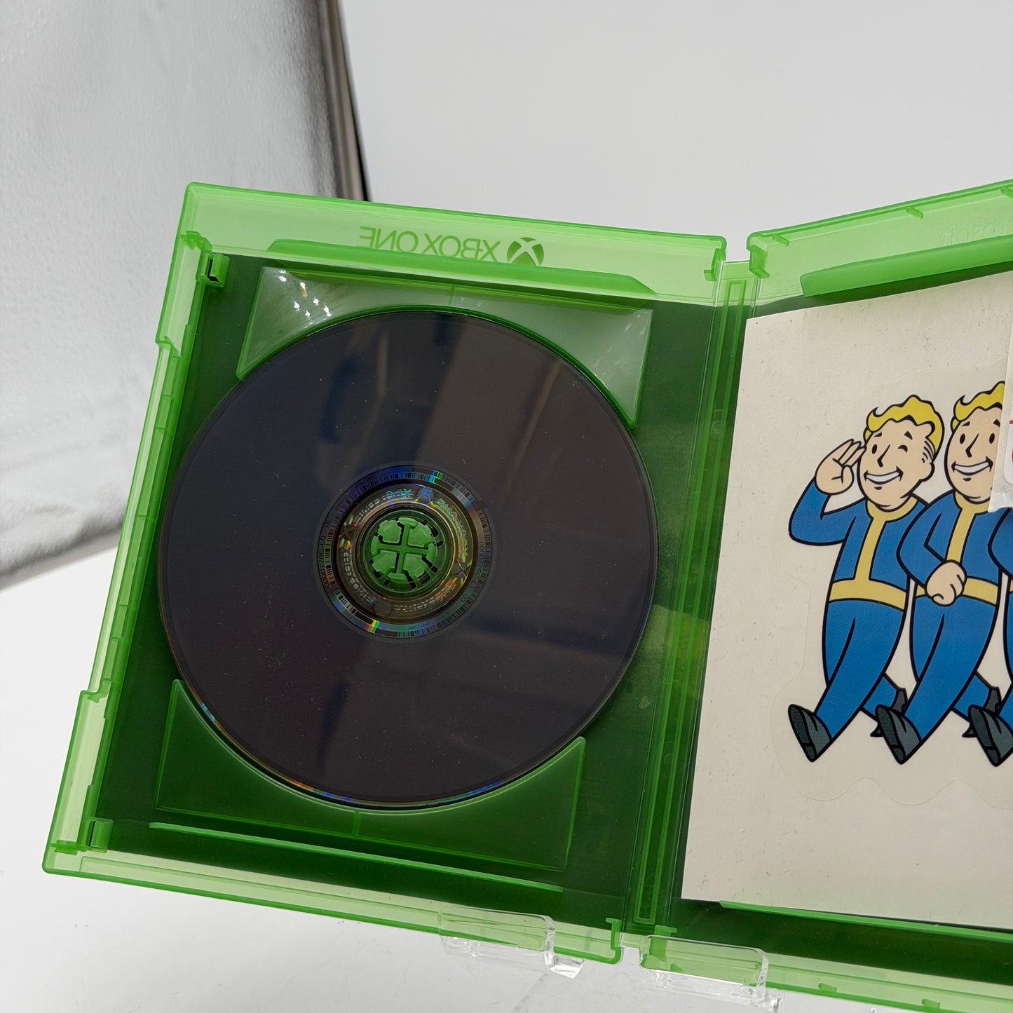 Xbox One Fallout 76 Video Game with Box Black