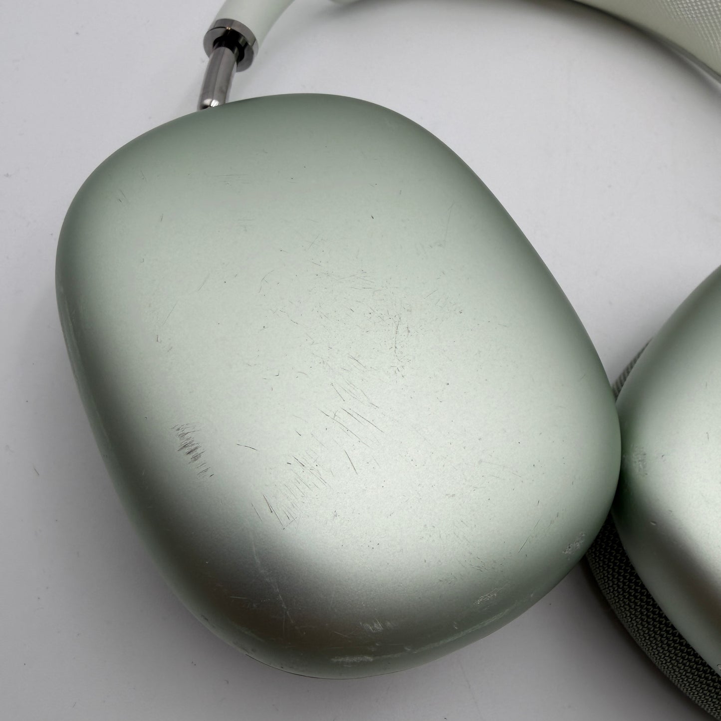 Apple AirPods Max A2096 Green No Smart Case Used