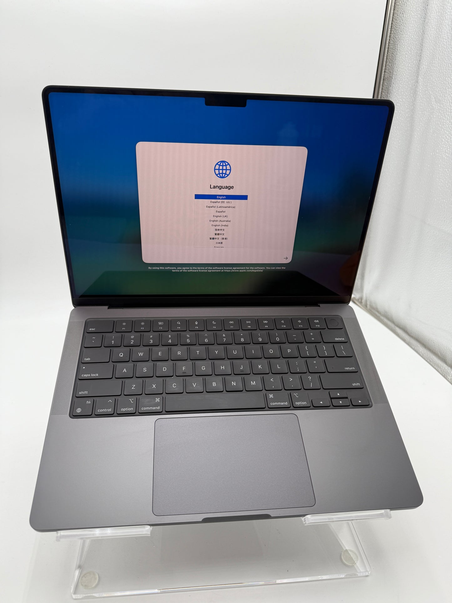 Apple MacBook Pro 14 M4 16GB RAM 500GB Space Black w/ Charger and Case!