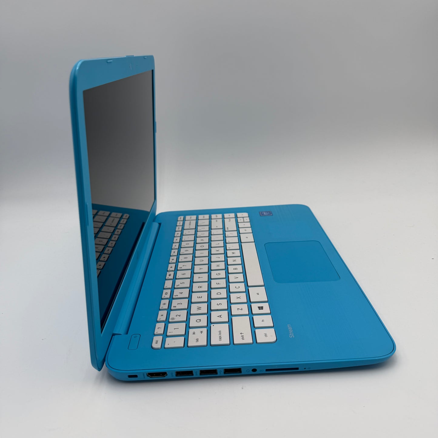 Used HP Stream 14-cb010nr Laptop 32GB Intel Celeron 4GB RAM Blue 2016