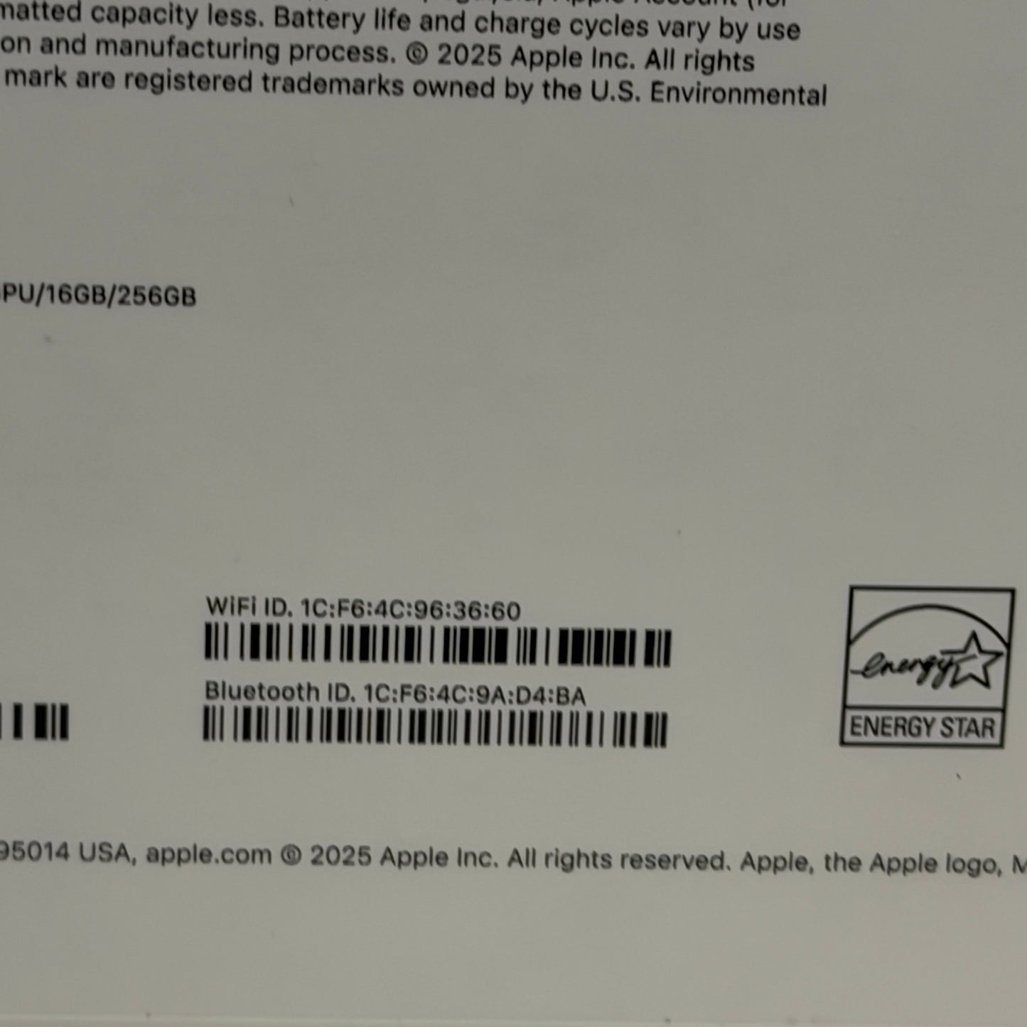 Apple MacBook Air 15-inch A3241 2024 M4 16GB 256GB Laptop Starlight