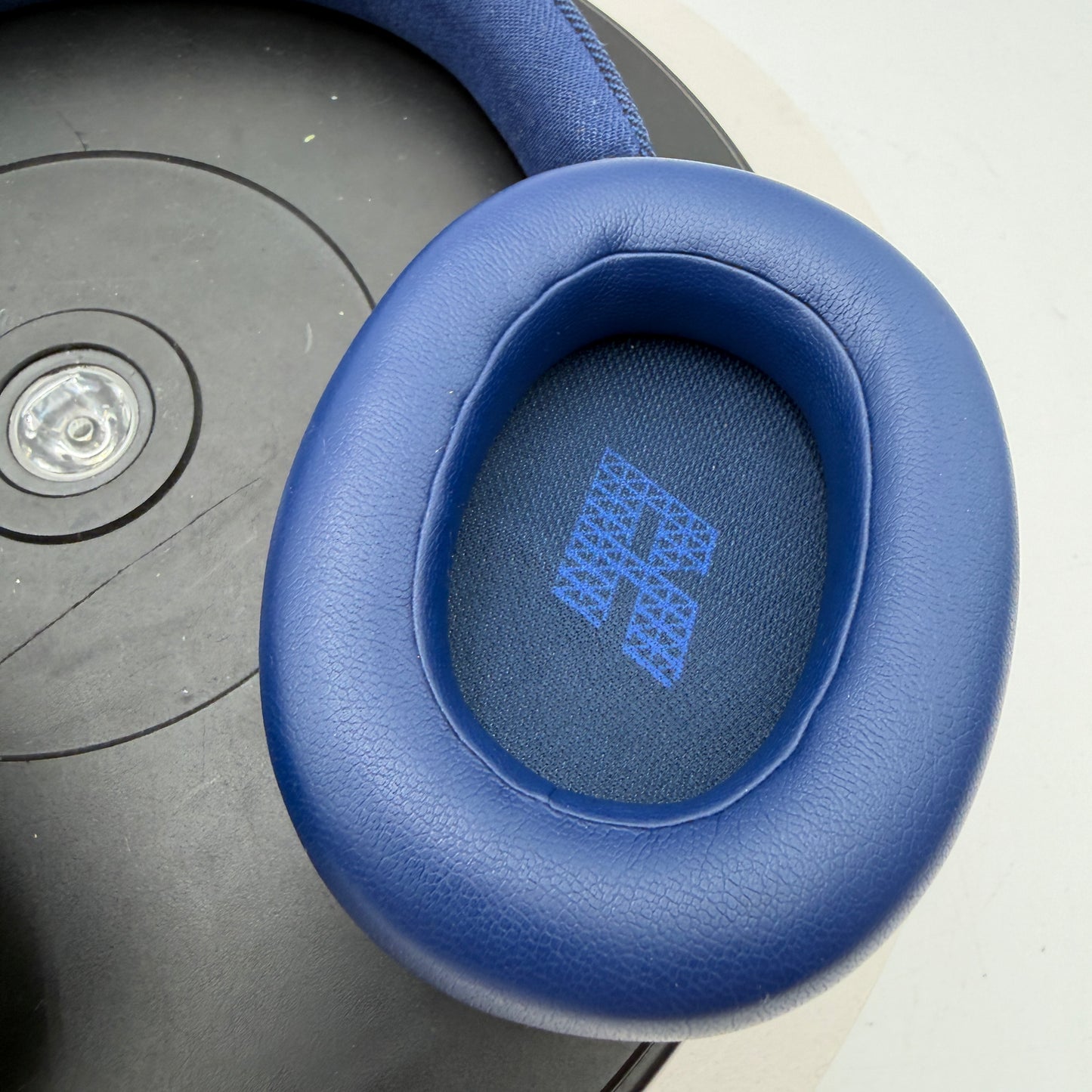 JBL Live 770NC Wireless Bluetooth Noise Cancelling Headphones