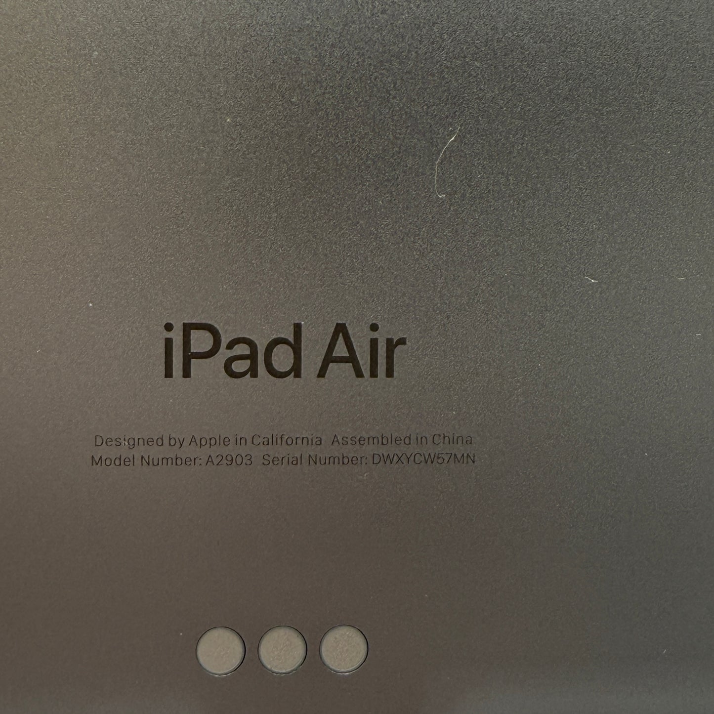 Apple iPad Air 11 inch M2 128GB Space Gray Cellular + Wi-Fi Unlocked with Case