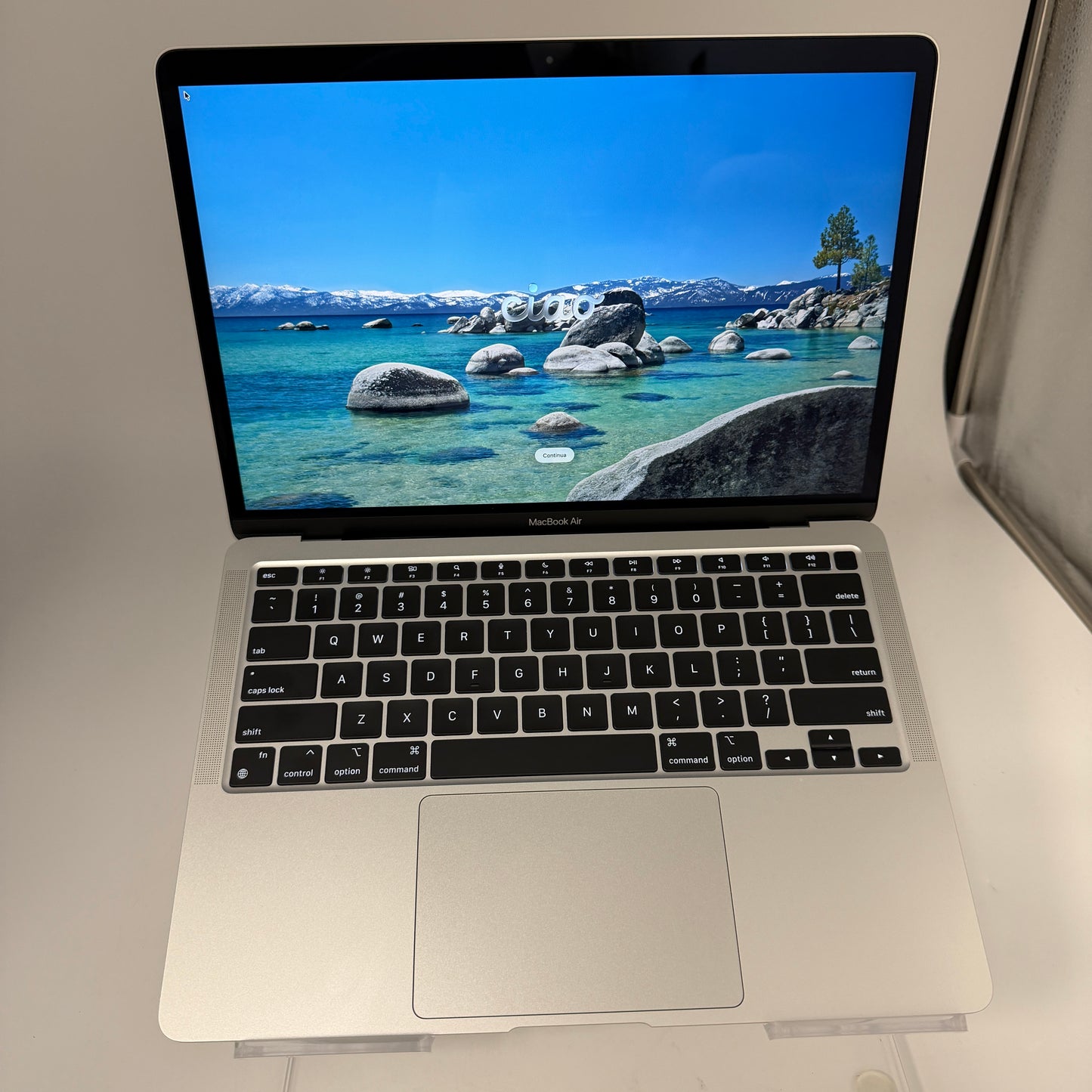 Apple MacBook Air 13" A2337 M1 2020 8GB RAM 256GB Silver With Box