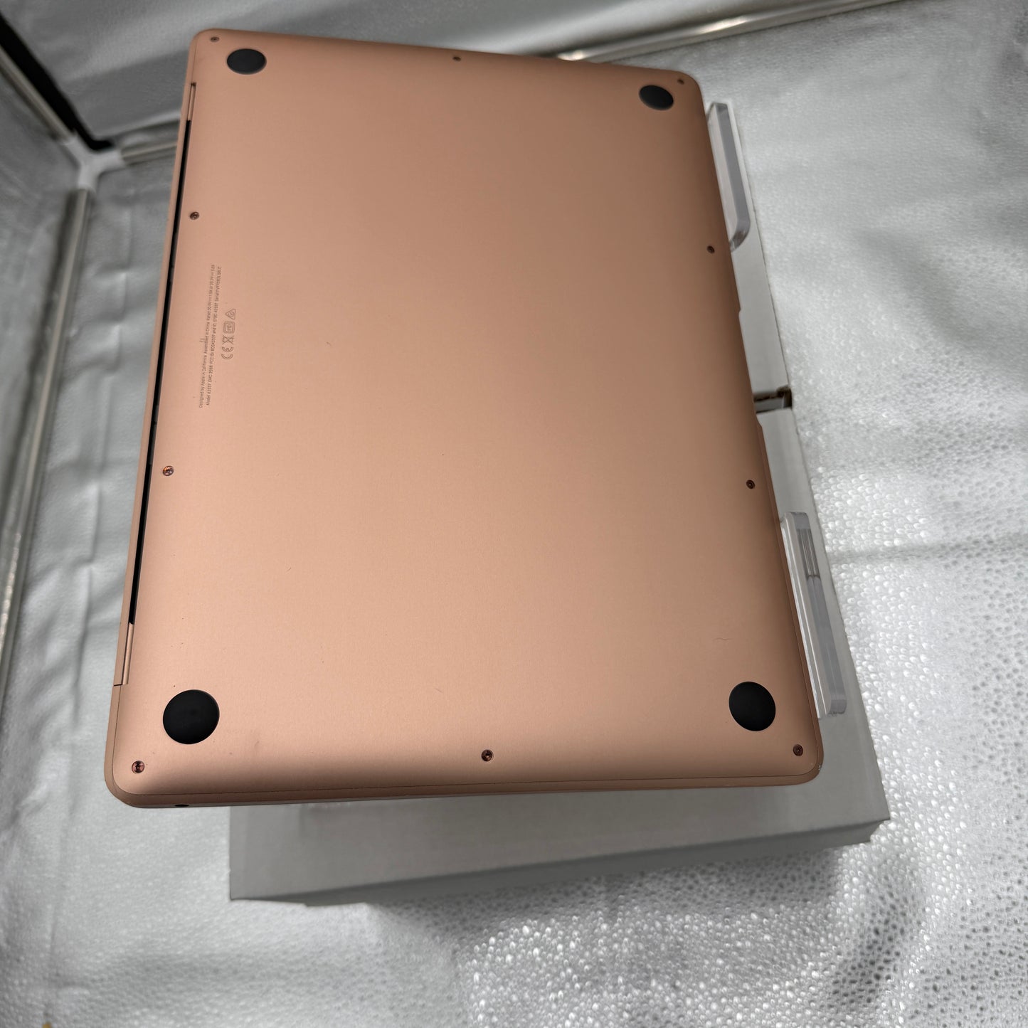 Apple MacBook Air 13" M1 A2337 2020 - Rose Gold - 256GB SSD - 8GB RAM