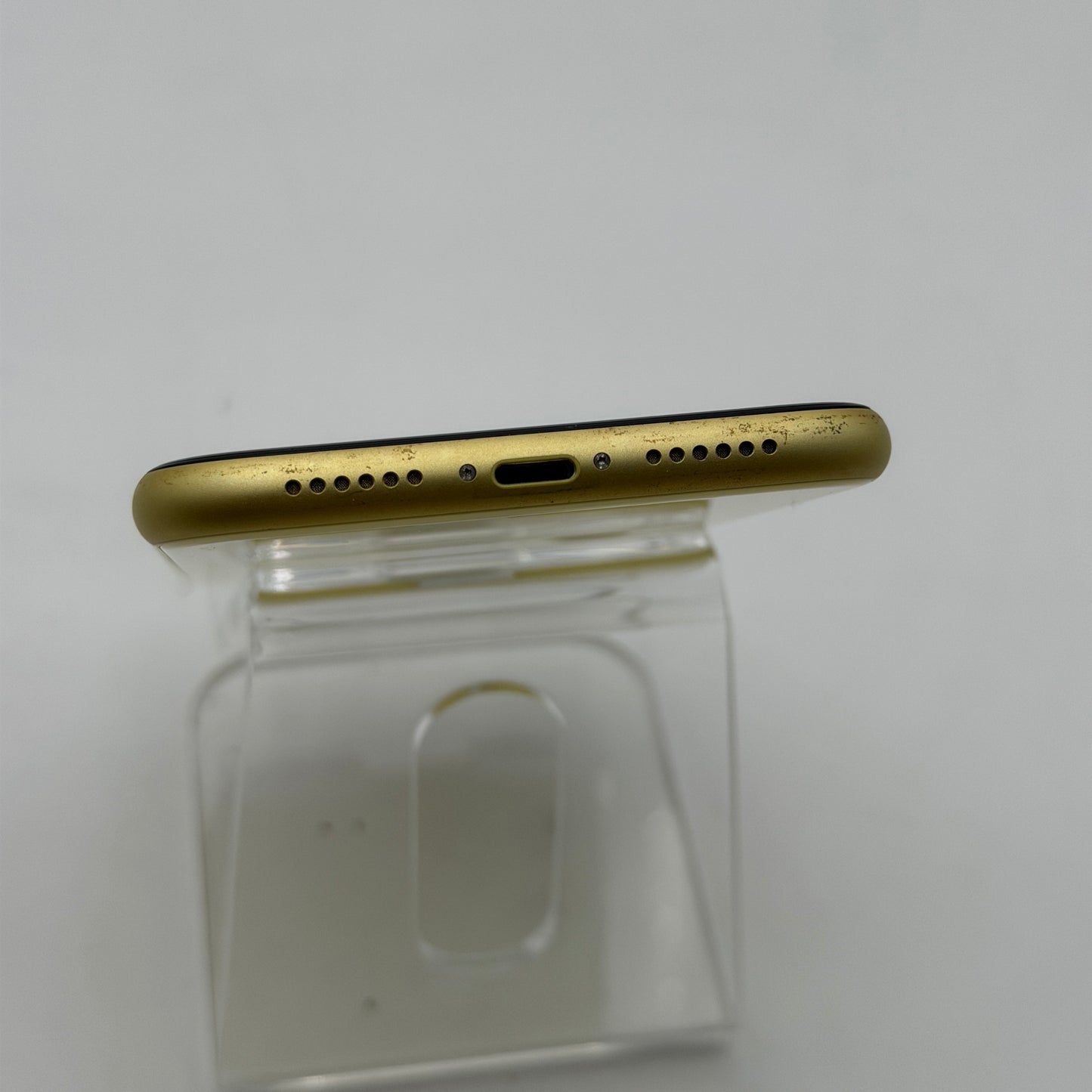 Apple iPhone 11 6.1" 64GB Yellow Unlocked Used