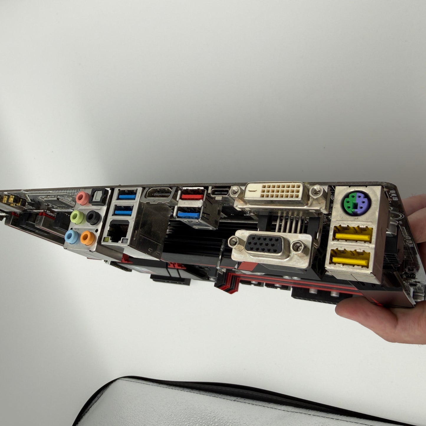 Gigabyte GA-z170X Gaming 3 Mother Board For Parts Or Repair