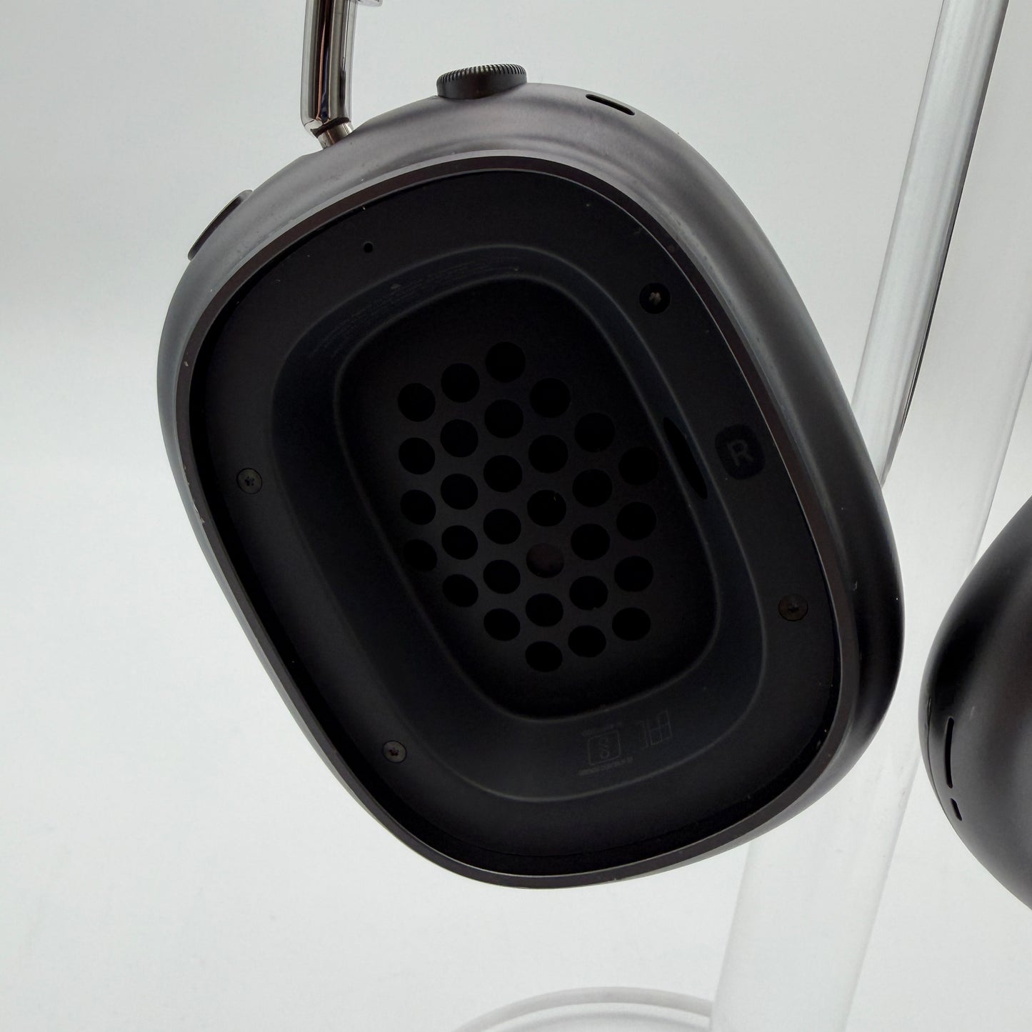 Apple AirPods Max A2096 Black With Smart Case A2301 Used
