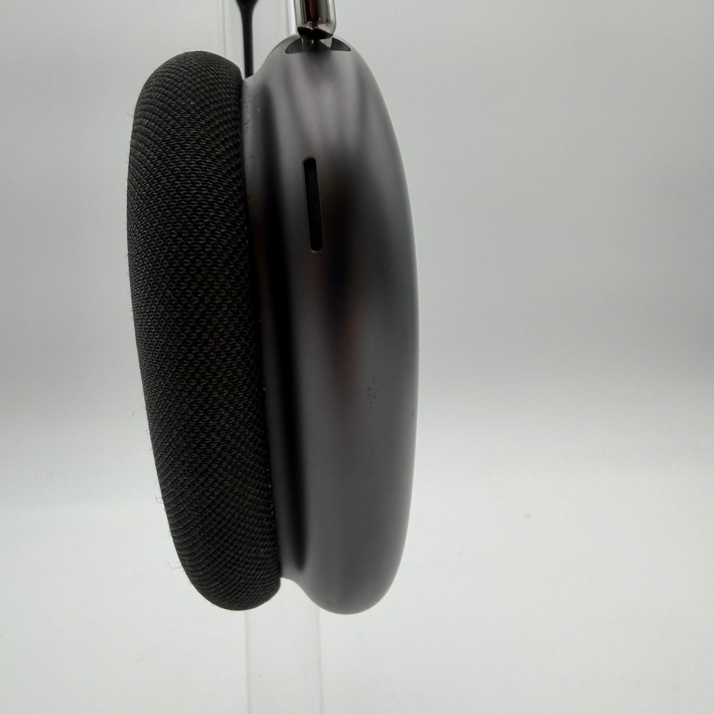 Apple AirPods Max A2096 Black With Smart Case A2301 Used