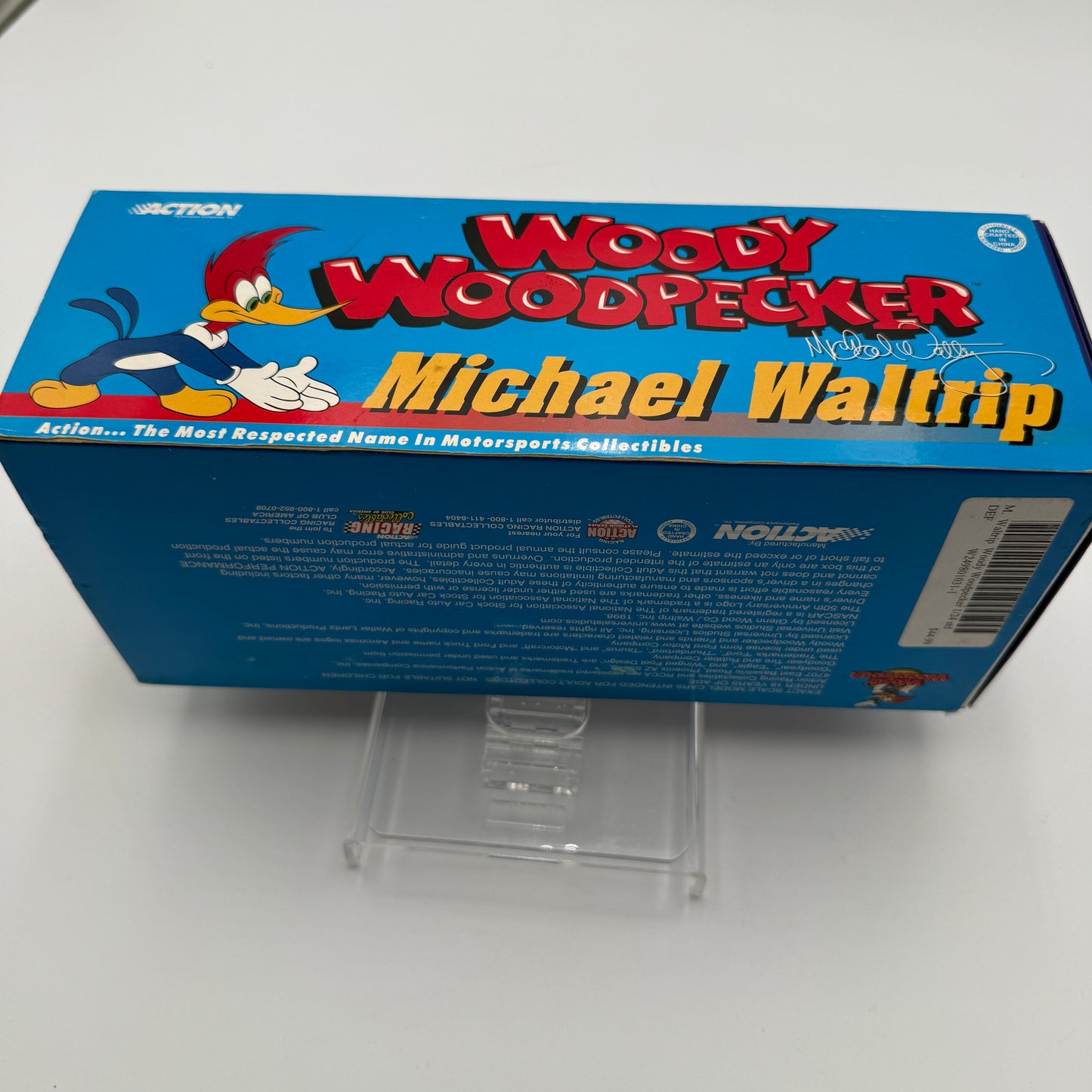 Action Racing 1:24 Michael Waltrip Woody Woodpecker 1998 Ford Nascar Diecast - Multi-Colored