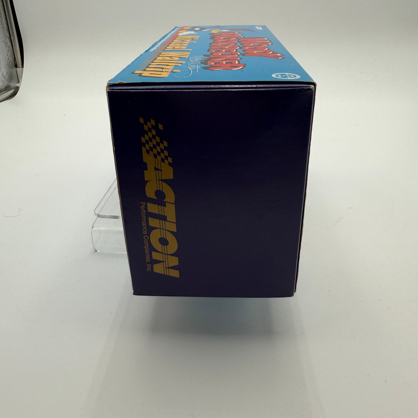 Action Racing 1:24 Michael Waltrip Woody Woodpecker 1998 Ford Nascar Diecast - Multi-Colored