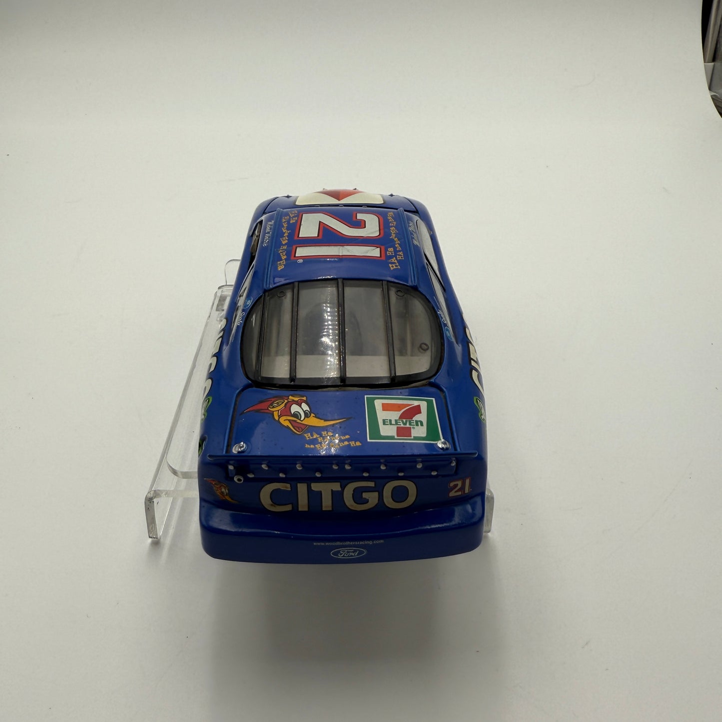 Action Racing 1:24 Michael Waltrip Woody Woodpecker 1998 Ford Nascar Diecast - Multi-Colored