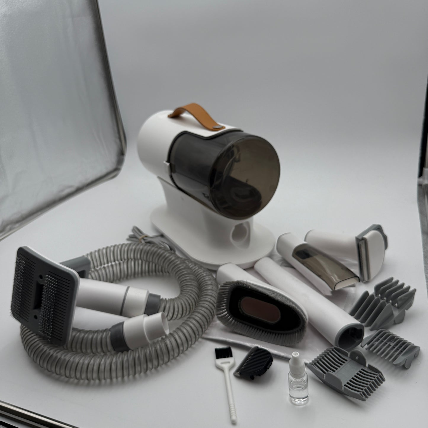 AirRobo PG100 Pet Grooming Vacuum White