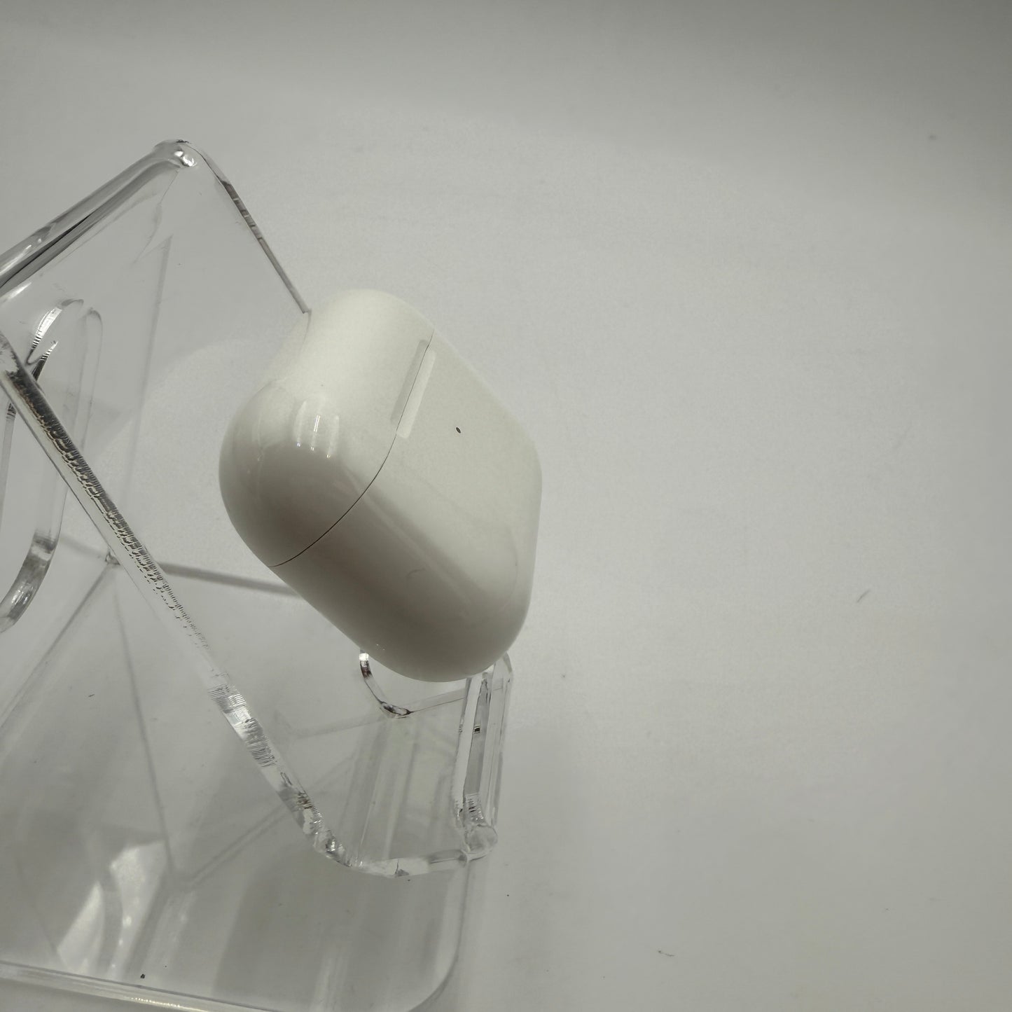Apple AirPods 4th Gen Right Bud Only + Case White A2564