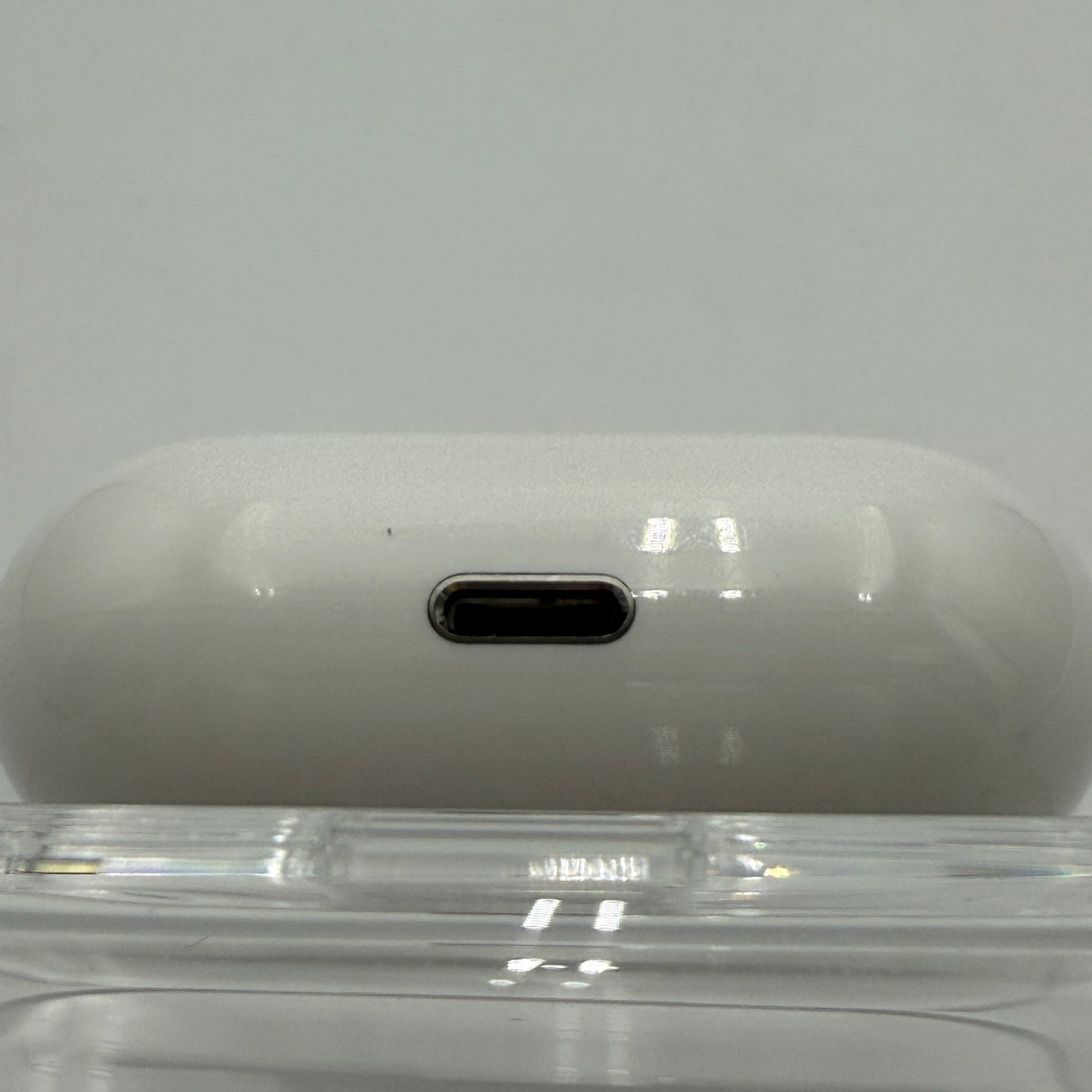 Apple AirPods 4th Gen Right Bud Only + Case White A2564
