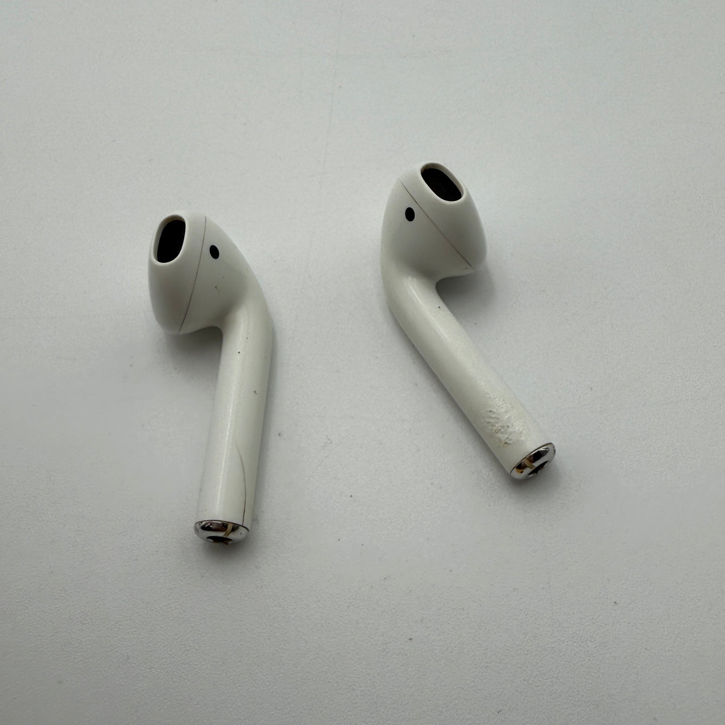 Apple AirPods Pro 1st Gen A2084 - Used White Headphones