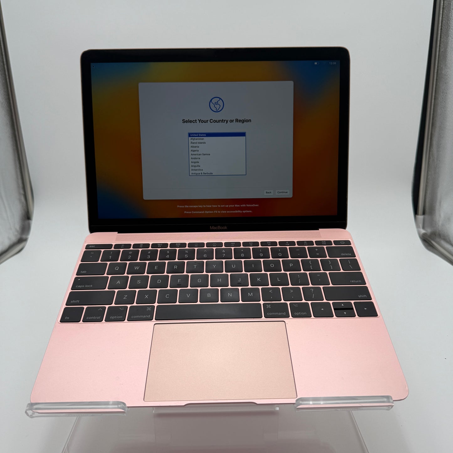 Apple MacBook Air 12" 2017 - Rose Gold - Core i3, 8GB RAM, 256GB SSD - Used