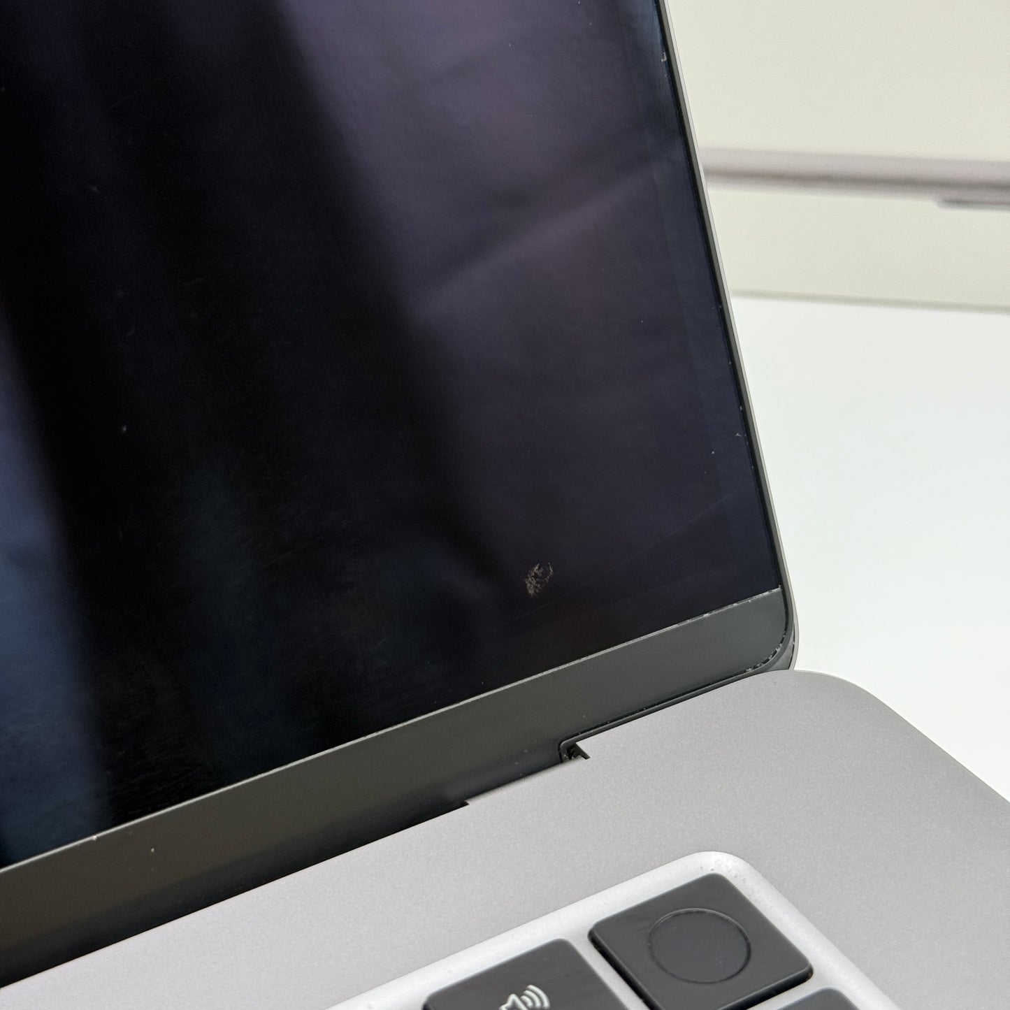 Apple MacBook Air 15" A2941 2023 Space Gray 256GB 8GB RAM M2