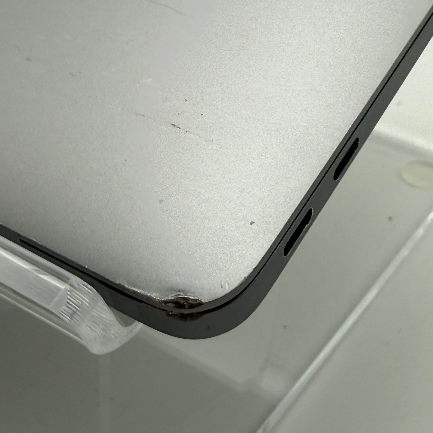 Apple MacBook Air 2020 M1 8GB 256GB Space Gray READ