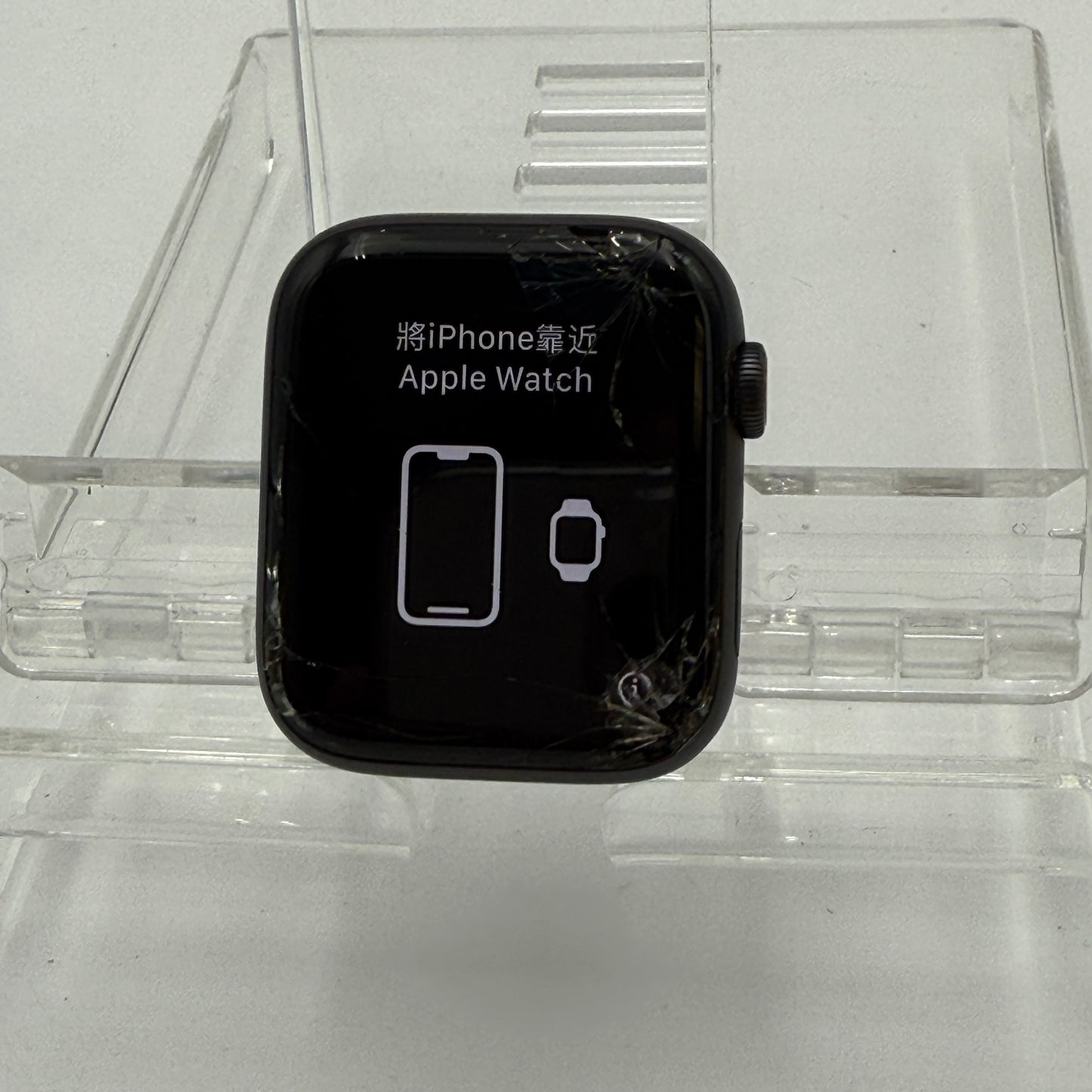 Apple Watch Se 44MM 2nd Gen Smart Watch - Space Gray - Unlocked - CRACKED