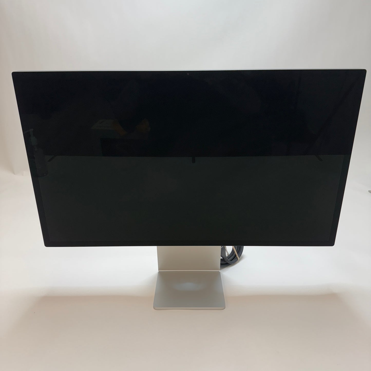 Apple Studio Display Standard Glass 27 inch 5K UHD 16:9 A2525 MKOU3LL/A
