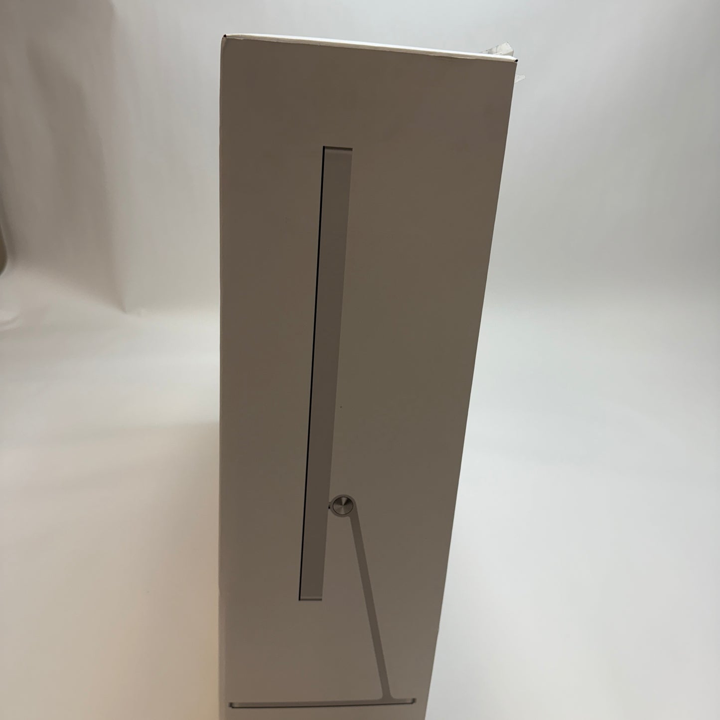 Apple Studio Display Standard Glass 27 inch 5K UHD 16:9 A2525 MKOU3LL/A