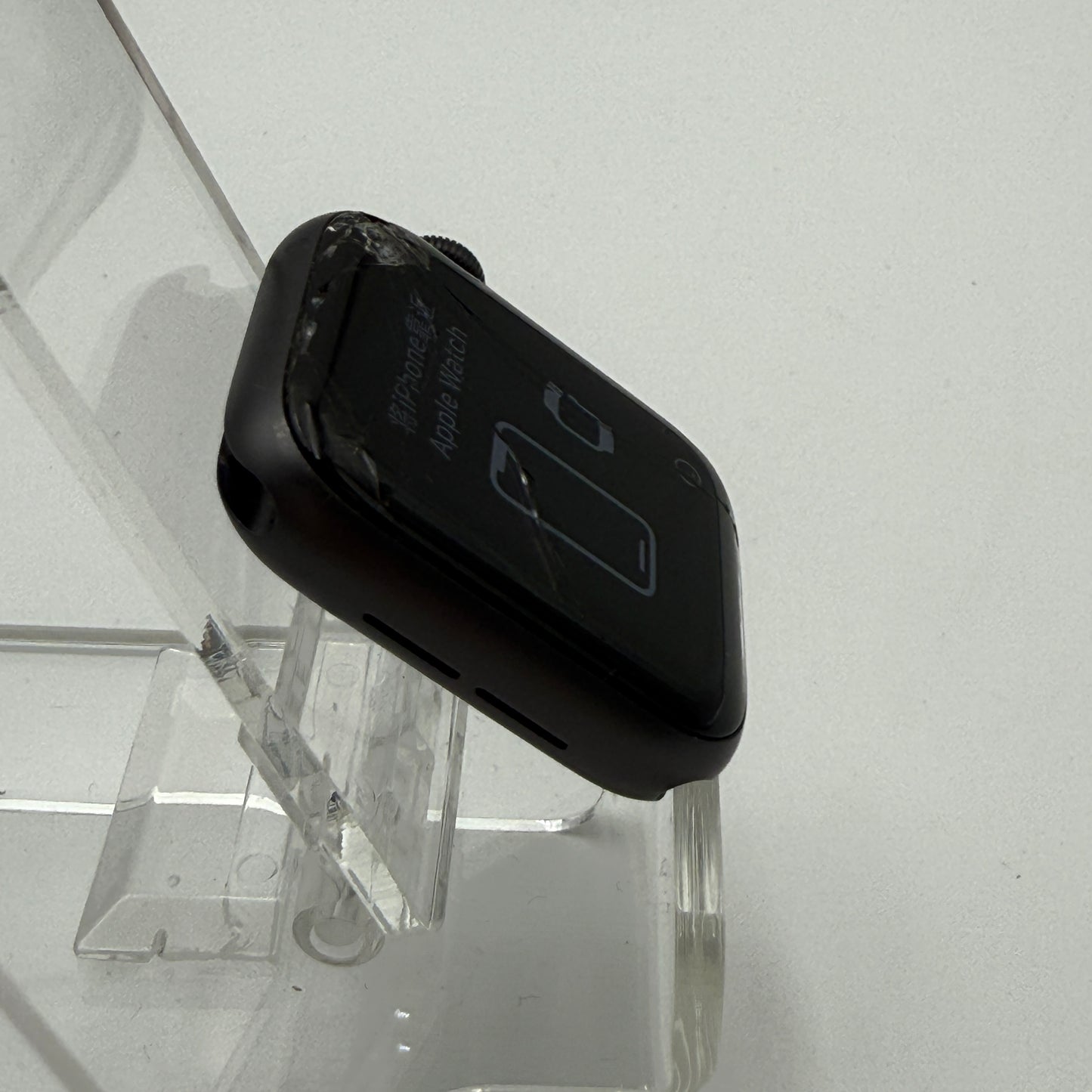 Apple Watch SE 1st Gen 40mm GPS+LTE Smart Watch Space Gray Unlocked