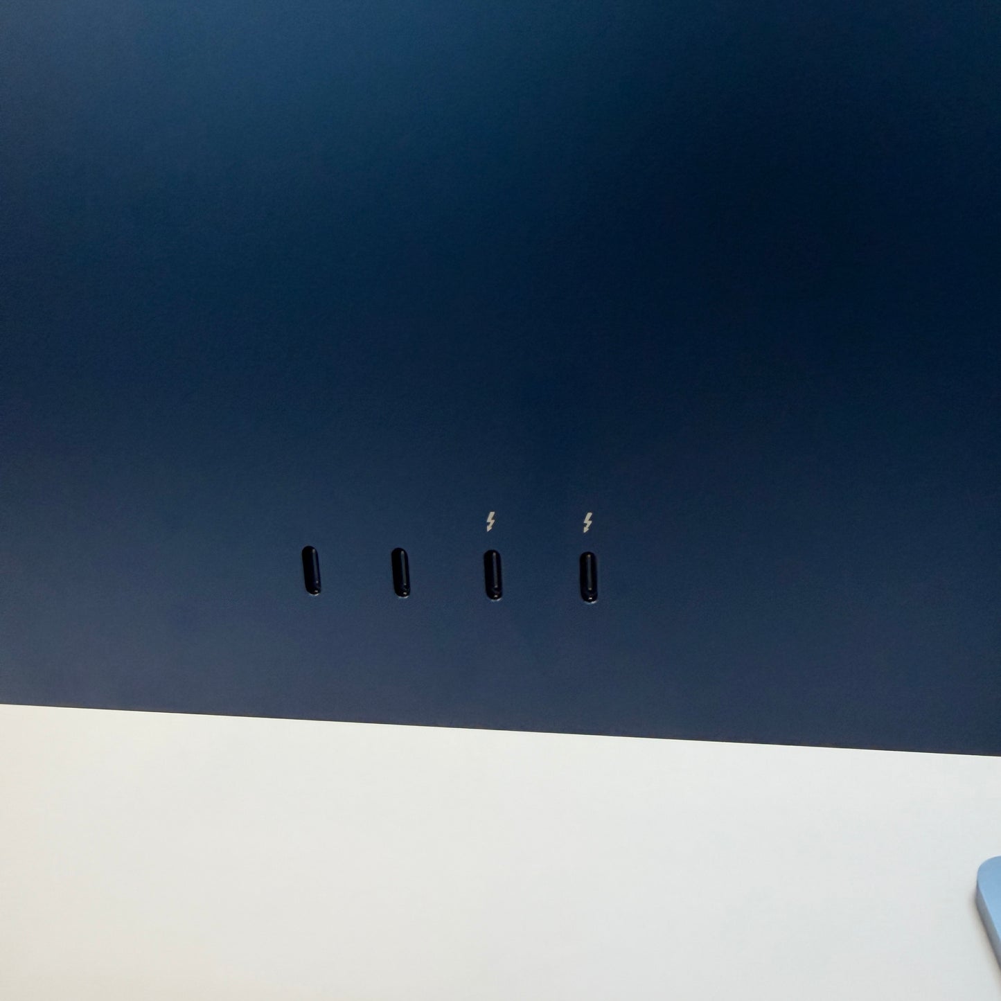 Apple iMac 24" M3 A2873 16GB 512GB SSD Blue Used With Box