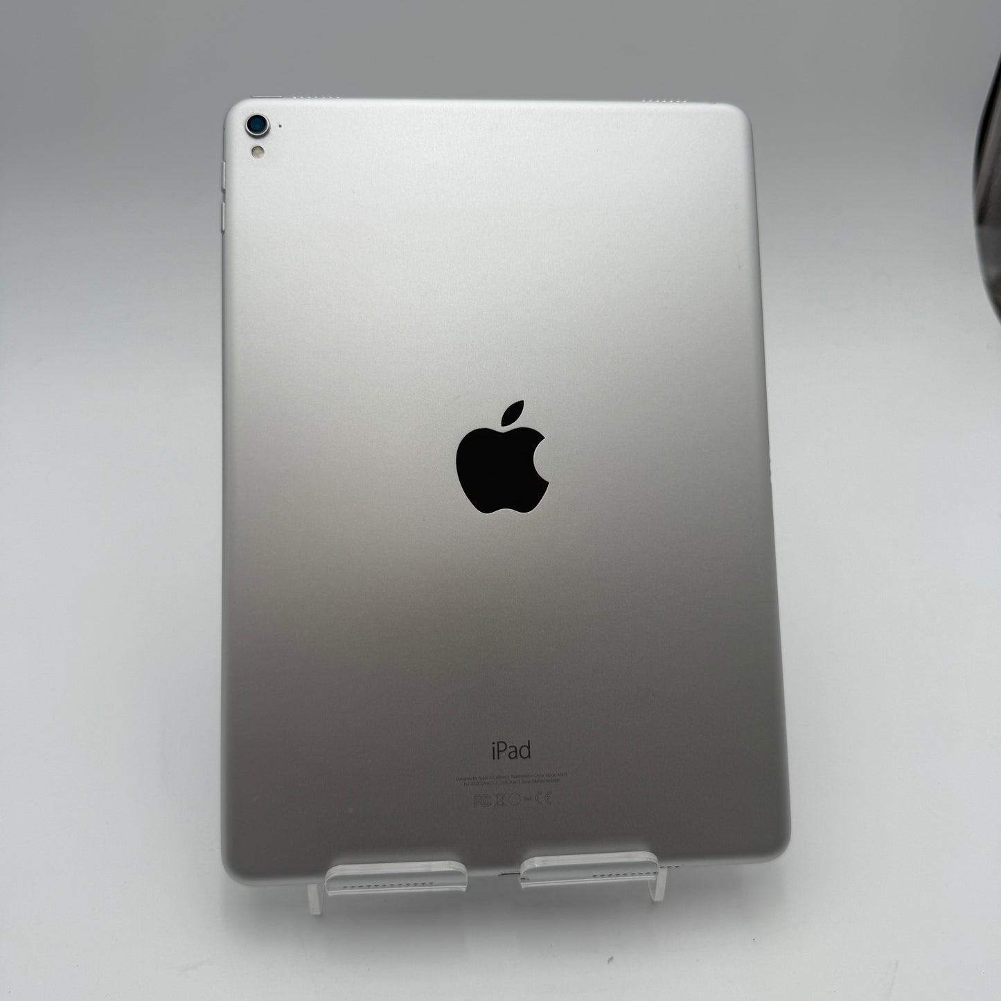 Apple iPad Pro 9.7 Inch A1673 128GB Silver WiFi Tablet - Used