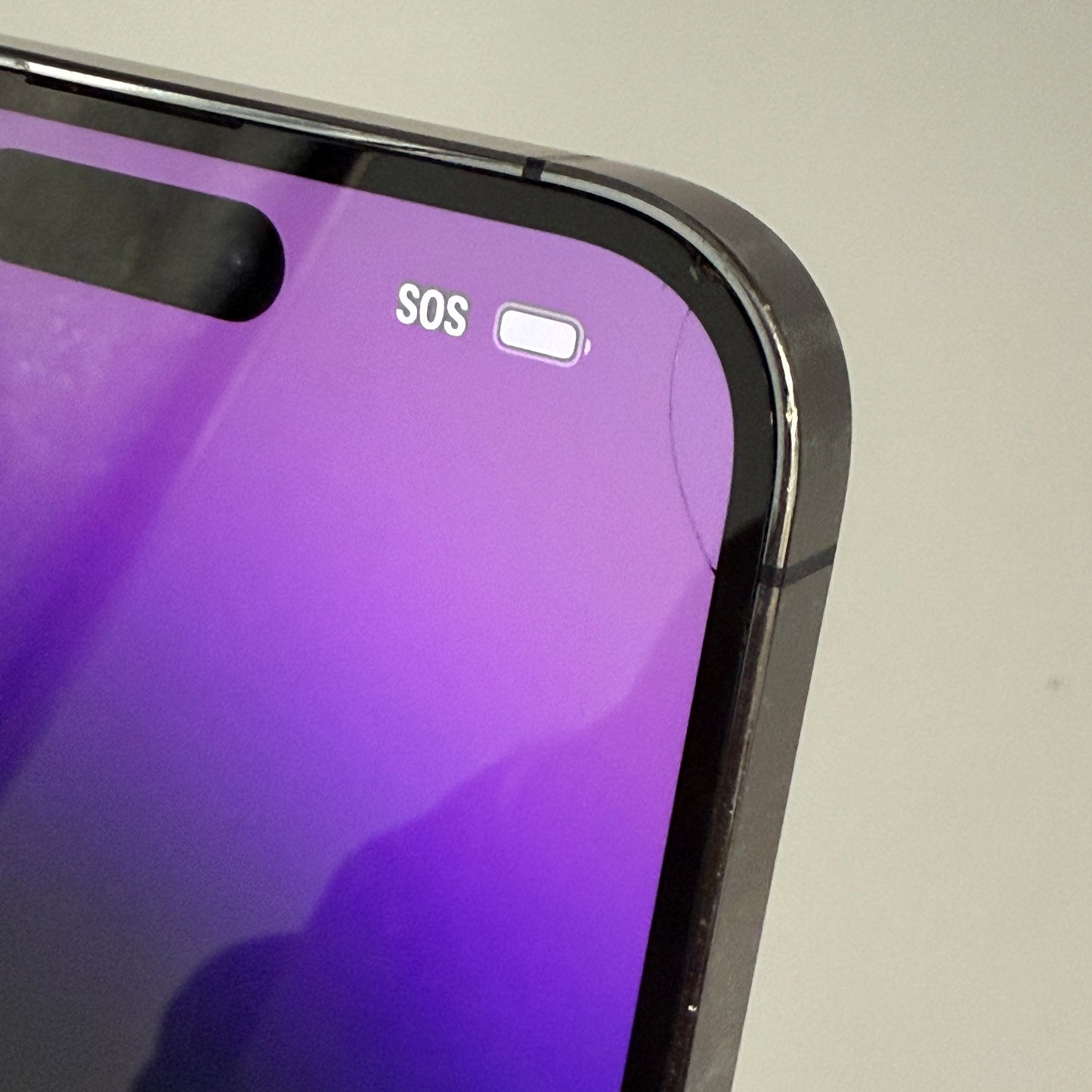 Apple iPhone 14 Pro Max 256GB MQ923LL/A Unlocked Purple (Broken)