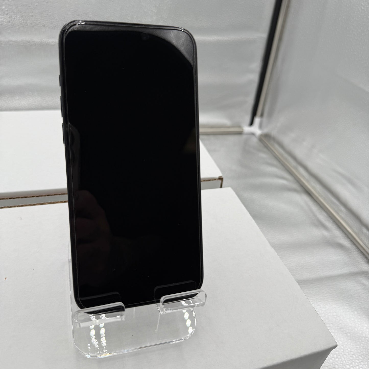 Apple iPhone 15 Pro Max - Used - 256GB - Blue - Unlocked - Bad Front Camera