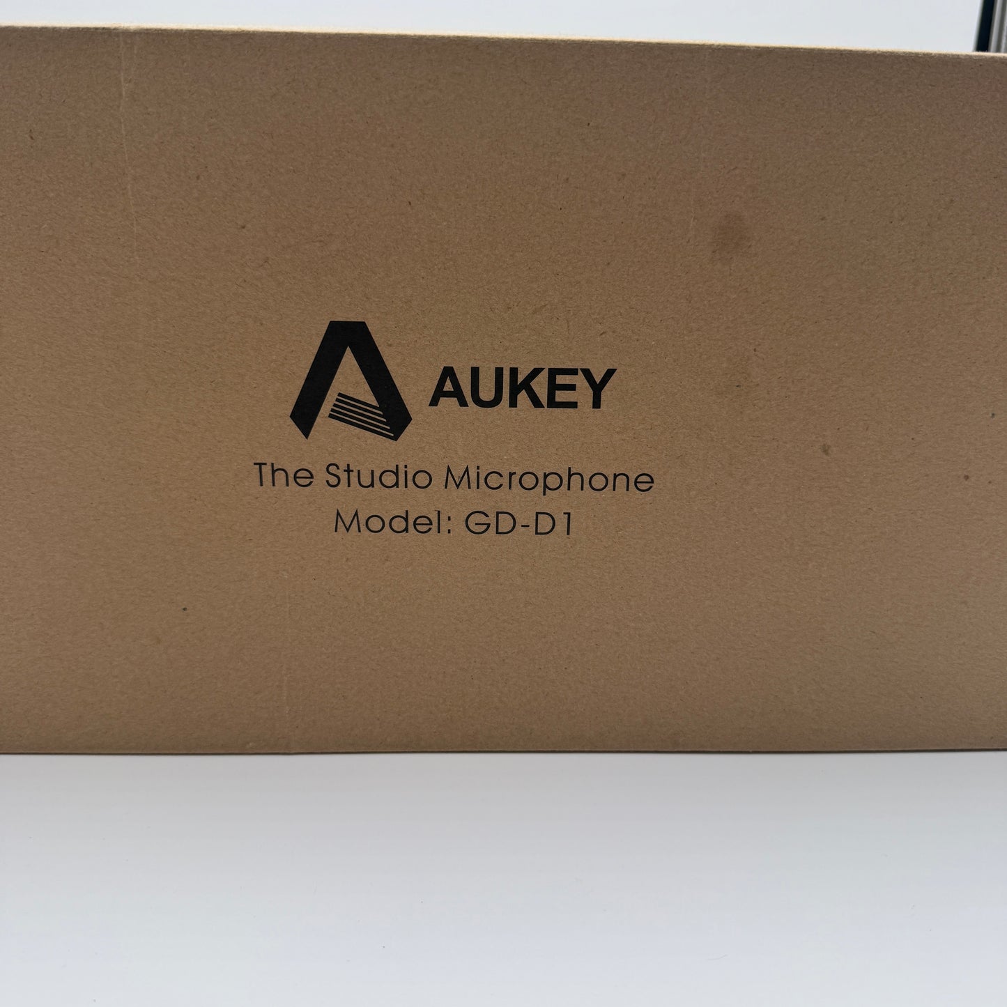 Aukey Studio Condenser Microphone KIT GD-D1 For Streamers and Singers - Used with Box - Black