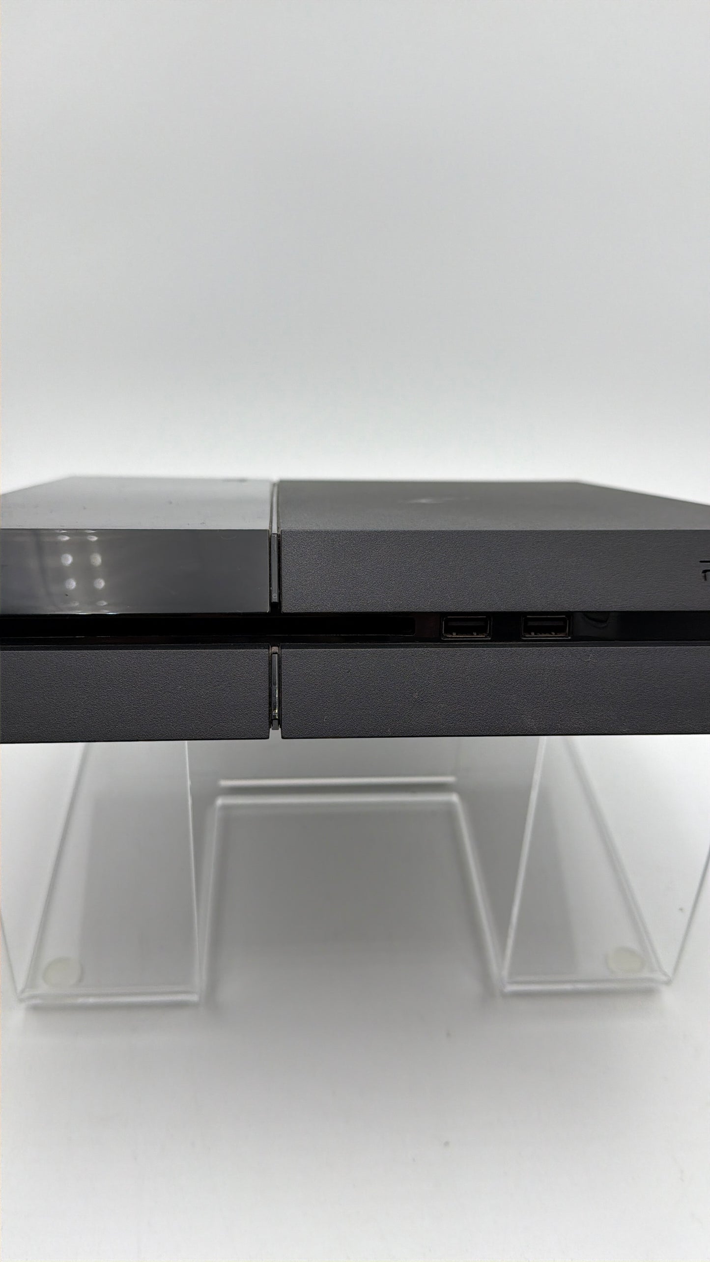  Sony PlayStation 4 CUH-1215A 500GB Black Console with 2 Controllers Used