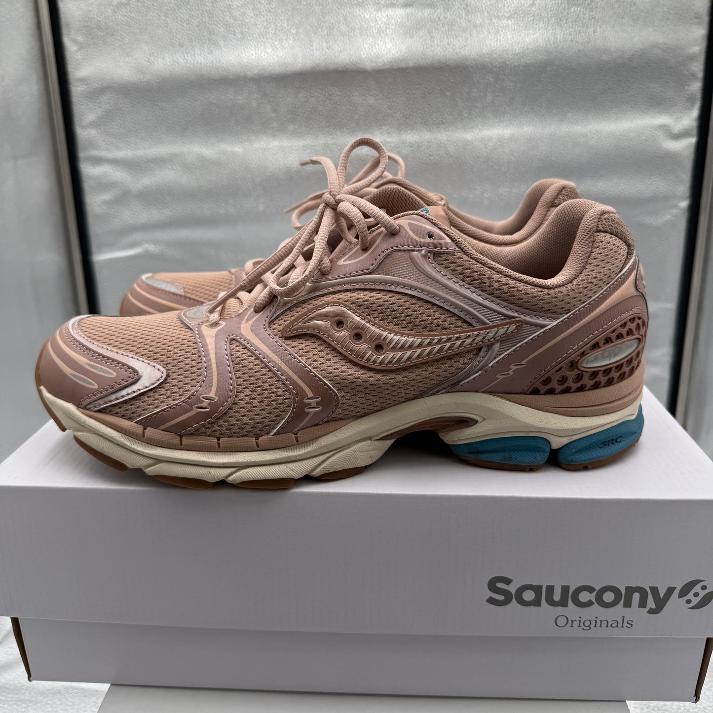 Saucony ProGrid Triumph 4 Sneakers Tan/Royal S70805-3 Size 12