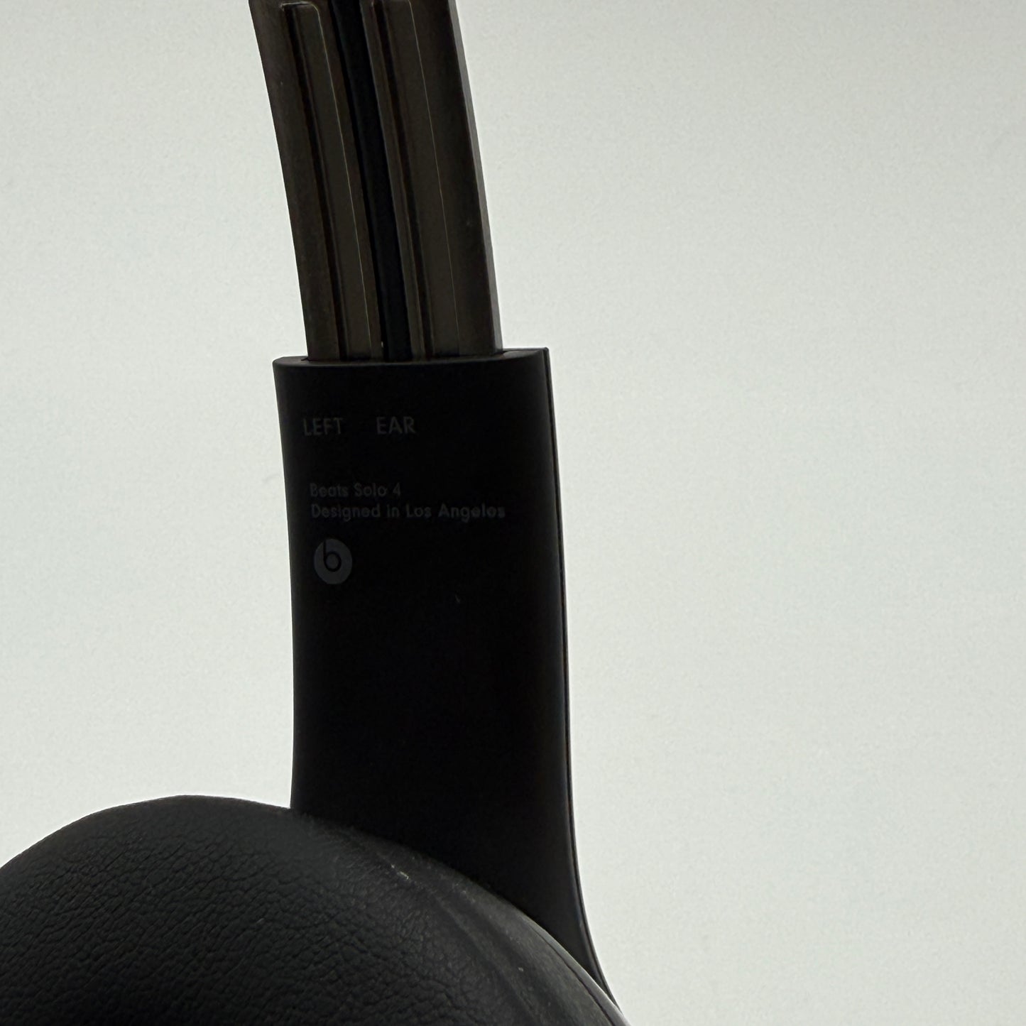 Beats Solo 4 Headphones Black Broken with Case For Parts or Repair