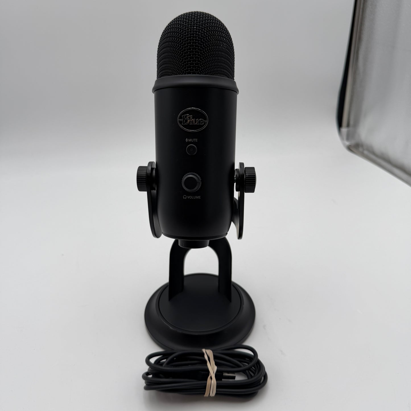 Blue Yeti A00132 Desktop Condenser Microphone Black