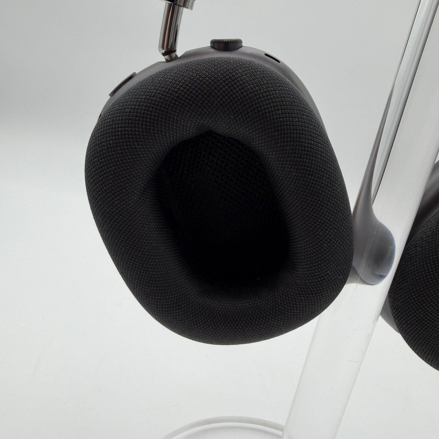 Apple AirPods Max A2096 Black With Smart Case A2301 Used