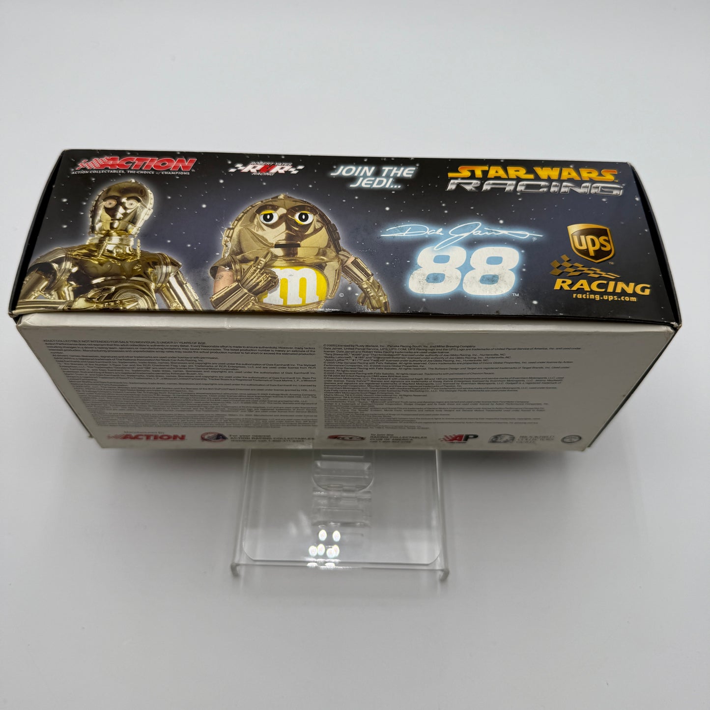 Action Racing Dale Jarret #88 UPS Star Wars III 2005 Taurus 1:24 Diecast Collectible