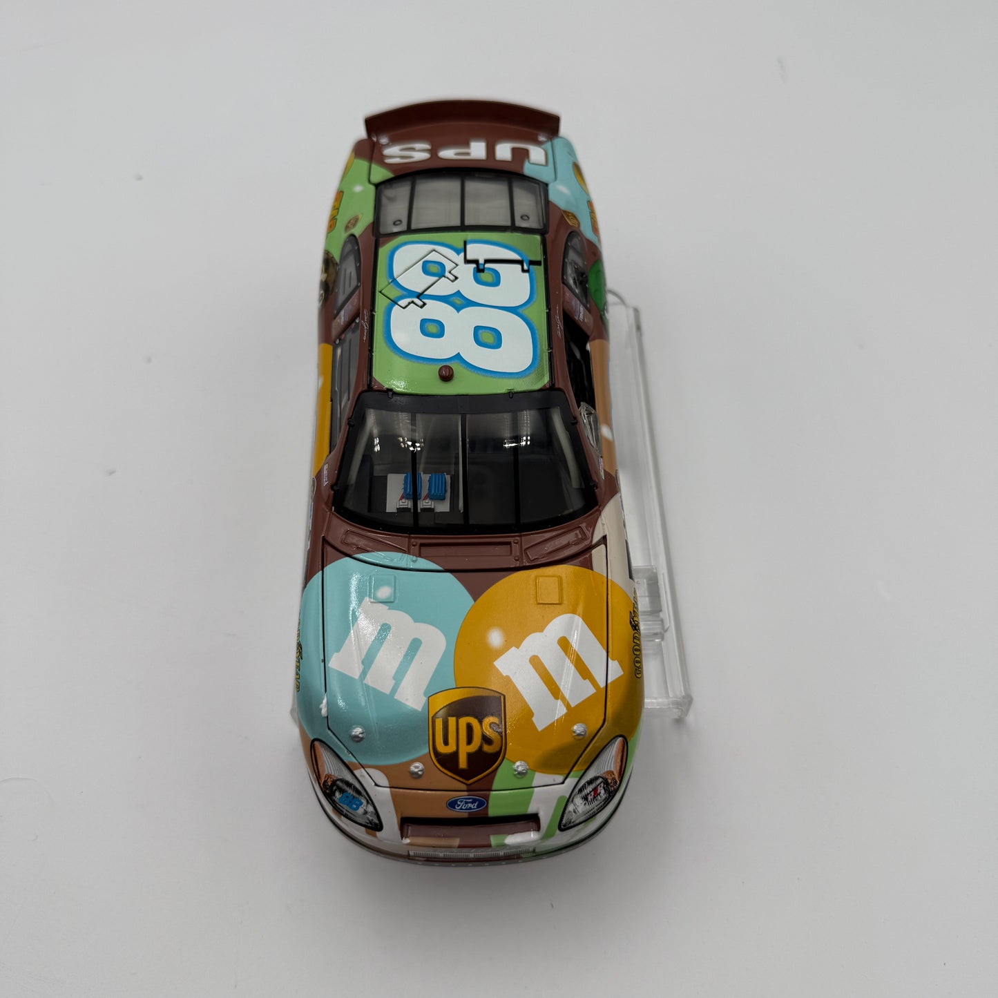 Action Racing Dale Jarret #88 UPS Star Wars III 2005 Taurus 1:24 Diecast Collectible