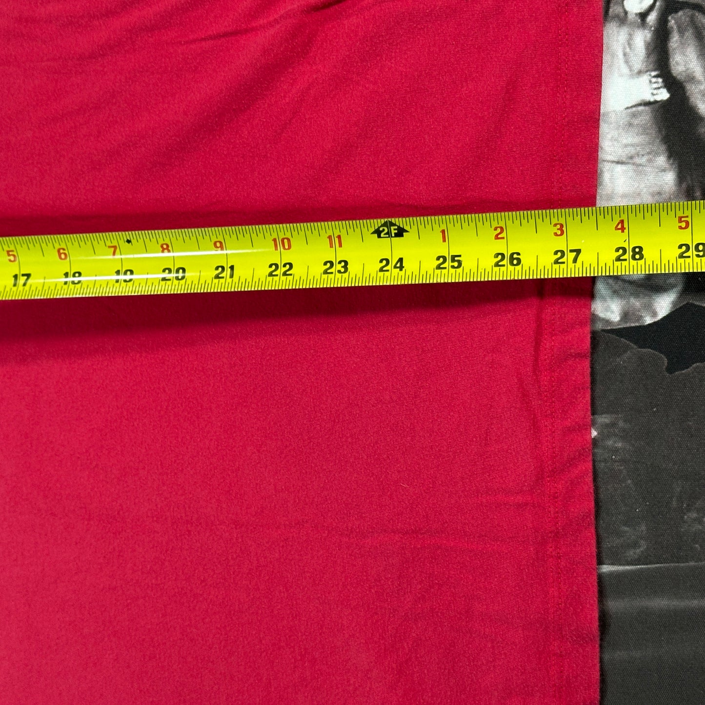 Disney x AE Graphic Tee SZ Medium