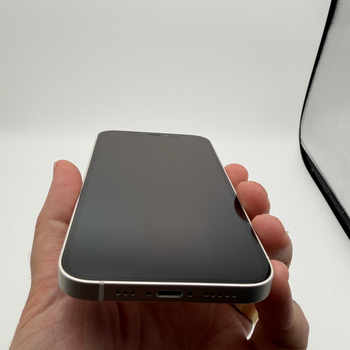 Unlocked Apple iPhone 12 64GB White MINTY