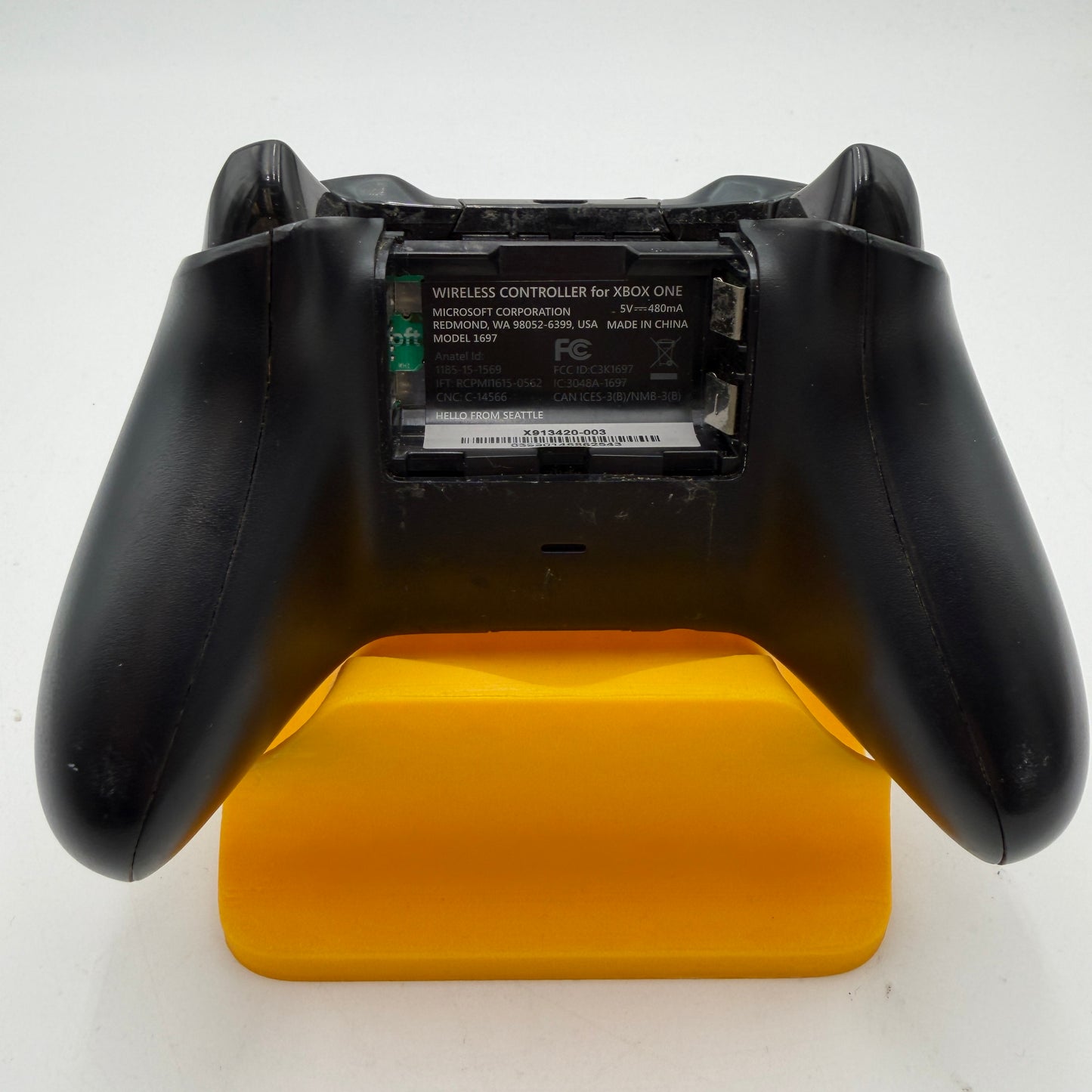 Microsoft Xbox One Wireless Controller Model 1697 Black Used