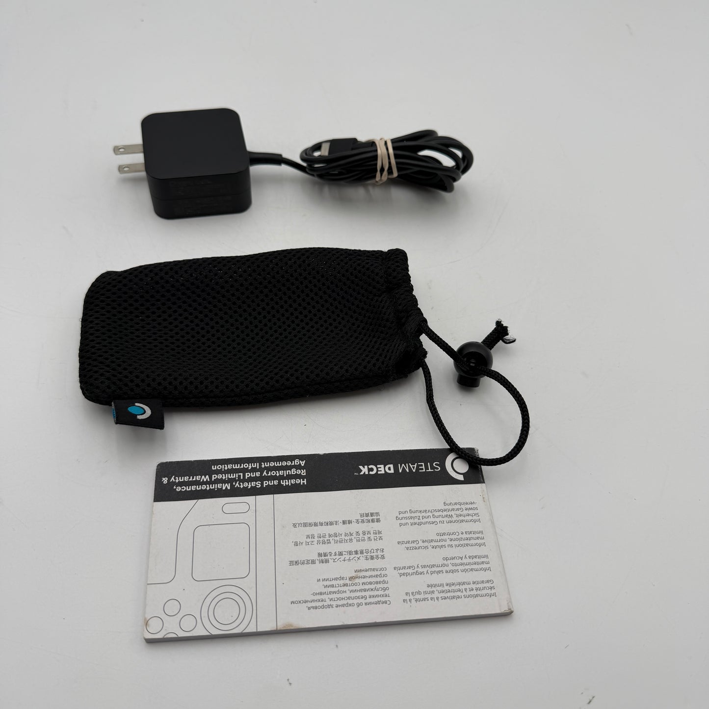 Valve Steam Deck LCD (1010) Handheld Gaming PC