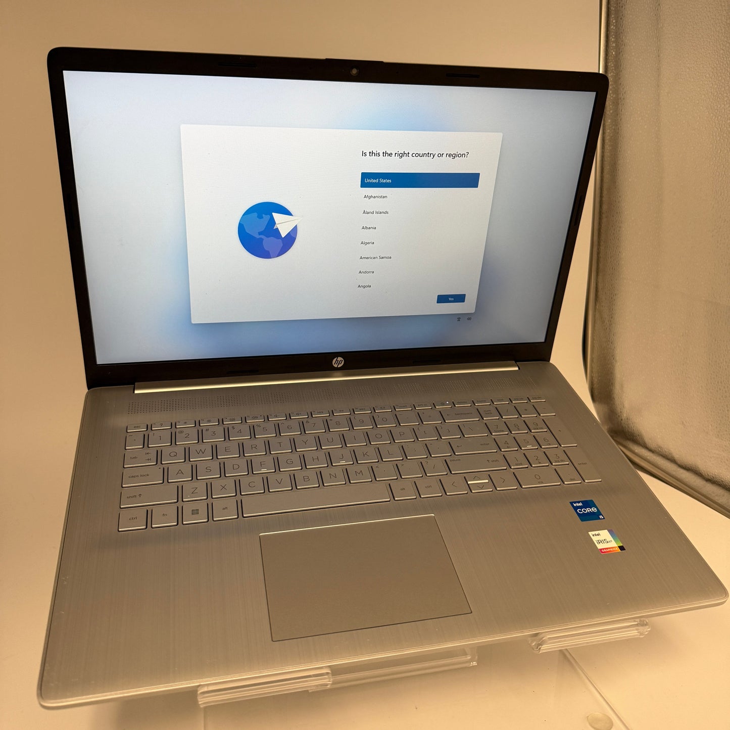 HP 17-CN1053CL Laptop 1TB HDD 12GB RAM Core i5 Silver 2022